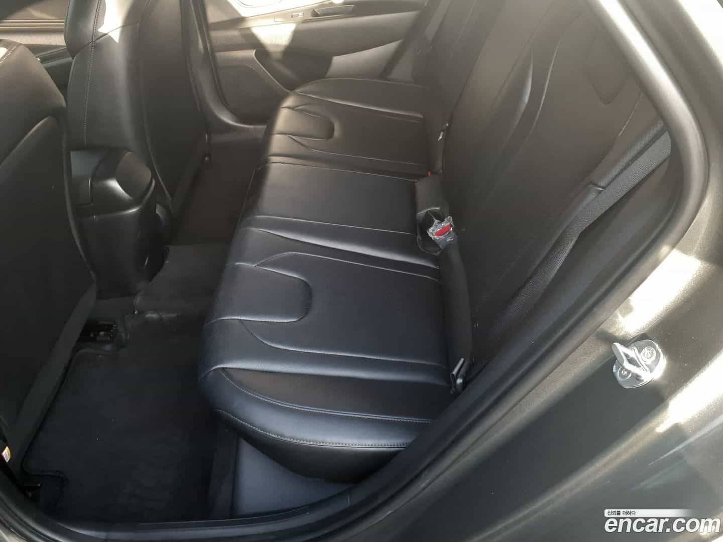 AVANTE Hyundai 2022.1-OPTION-022