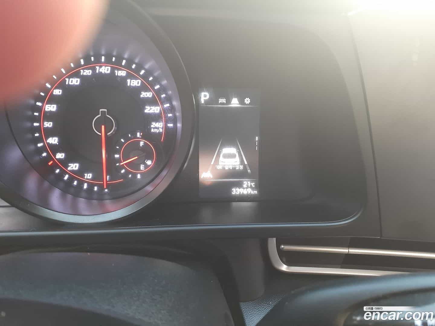 AVANTE Hyundai 2022.1-OPTION-024