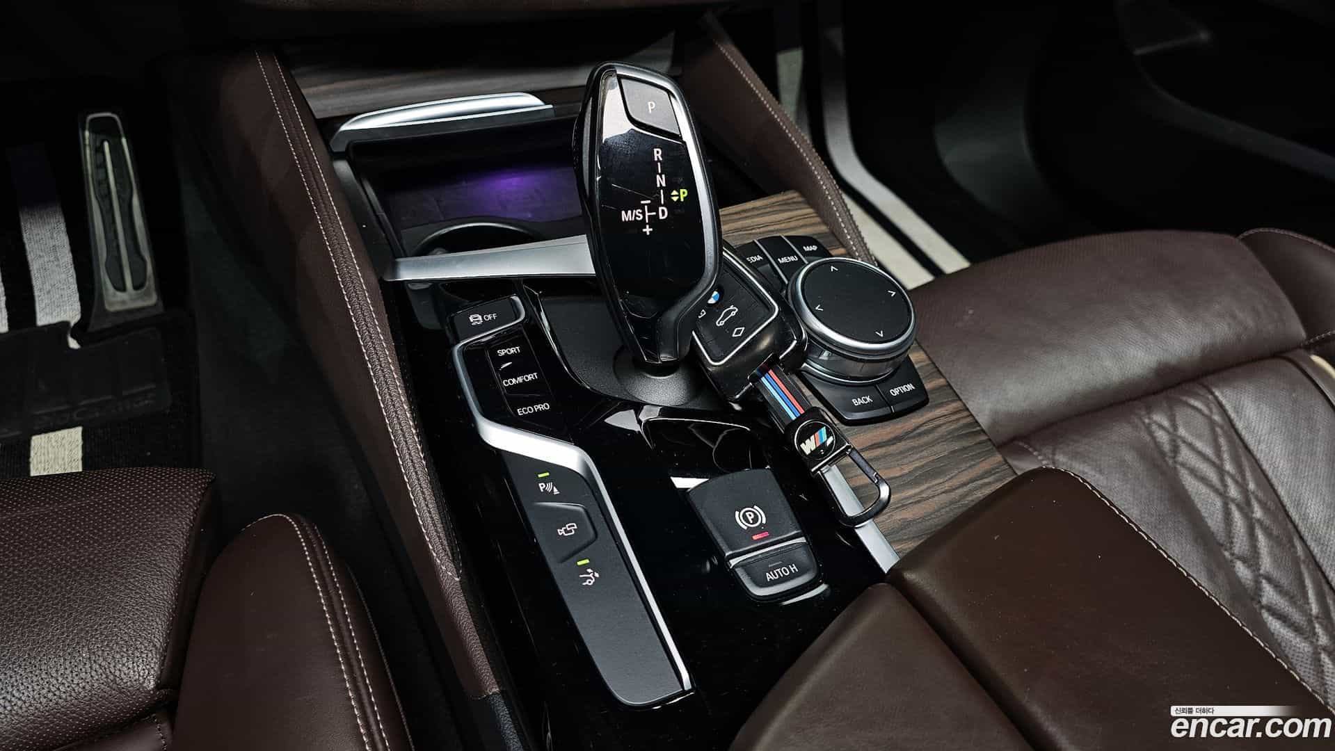 Gran Turismo BMW 2020.5-INNER-009