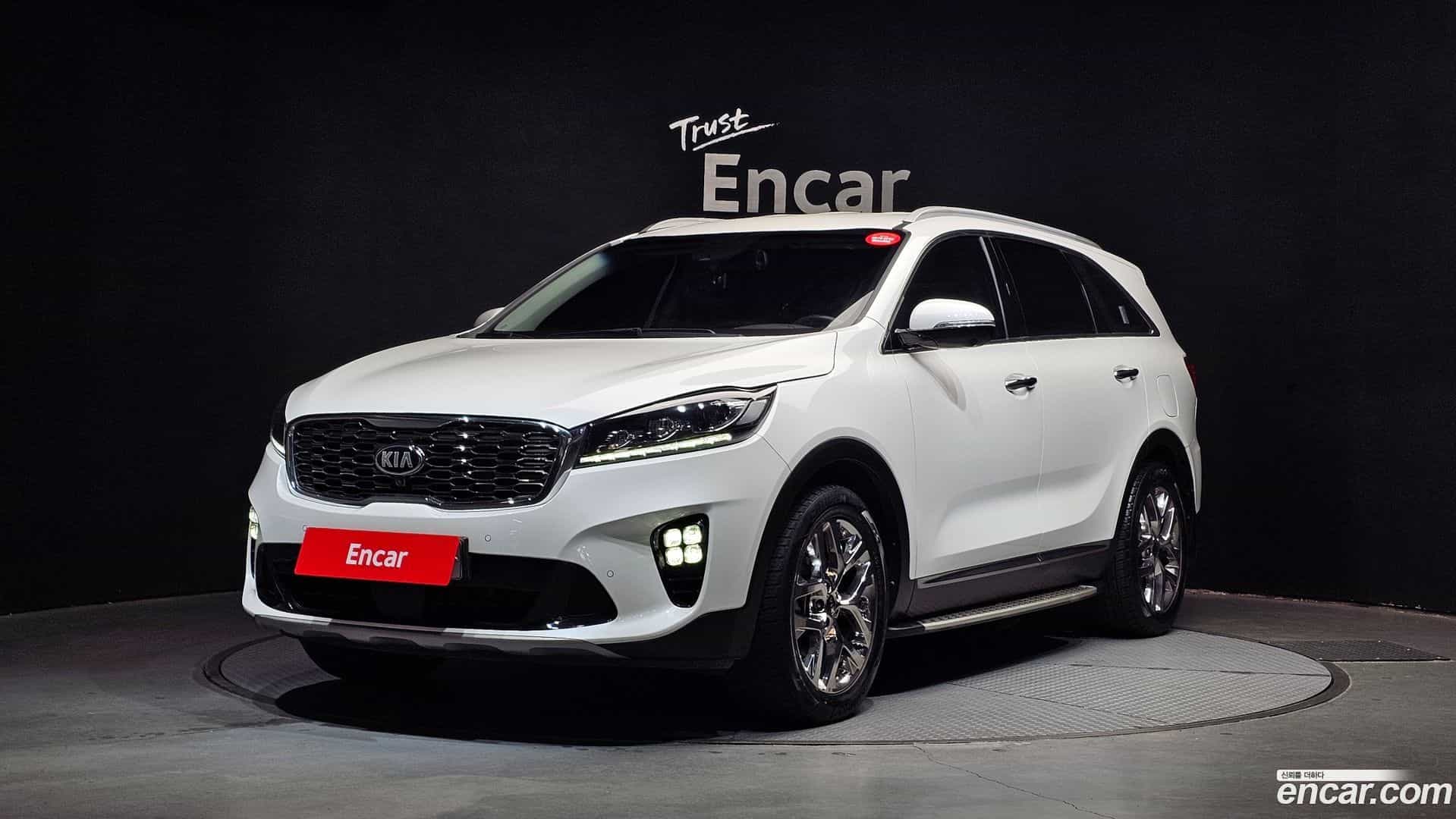 Sorento Kia 2019.6-OUTER-001