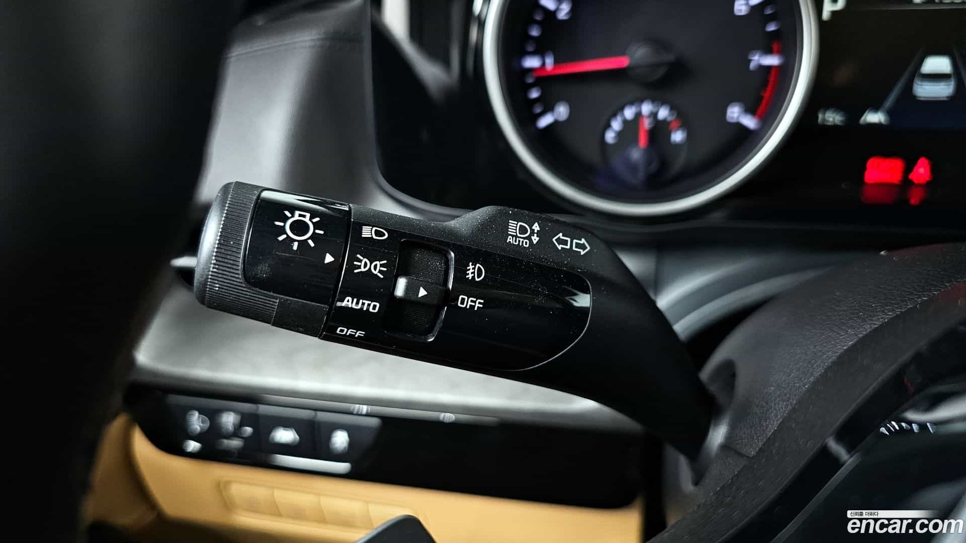 Canival Kia 2021.6-OPTION-021