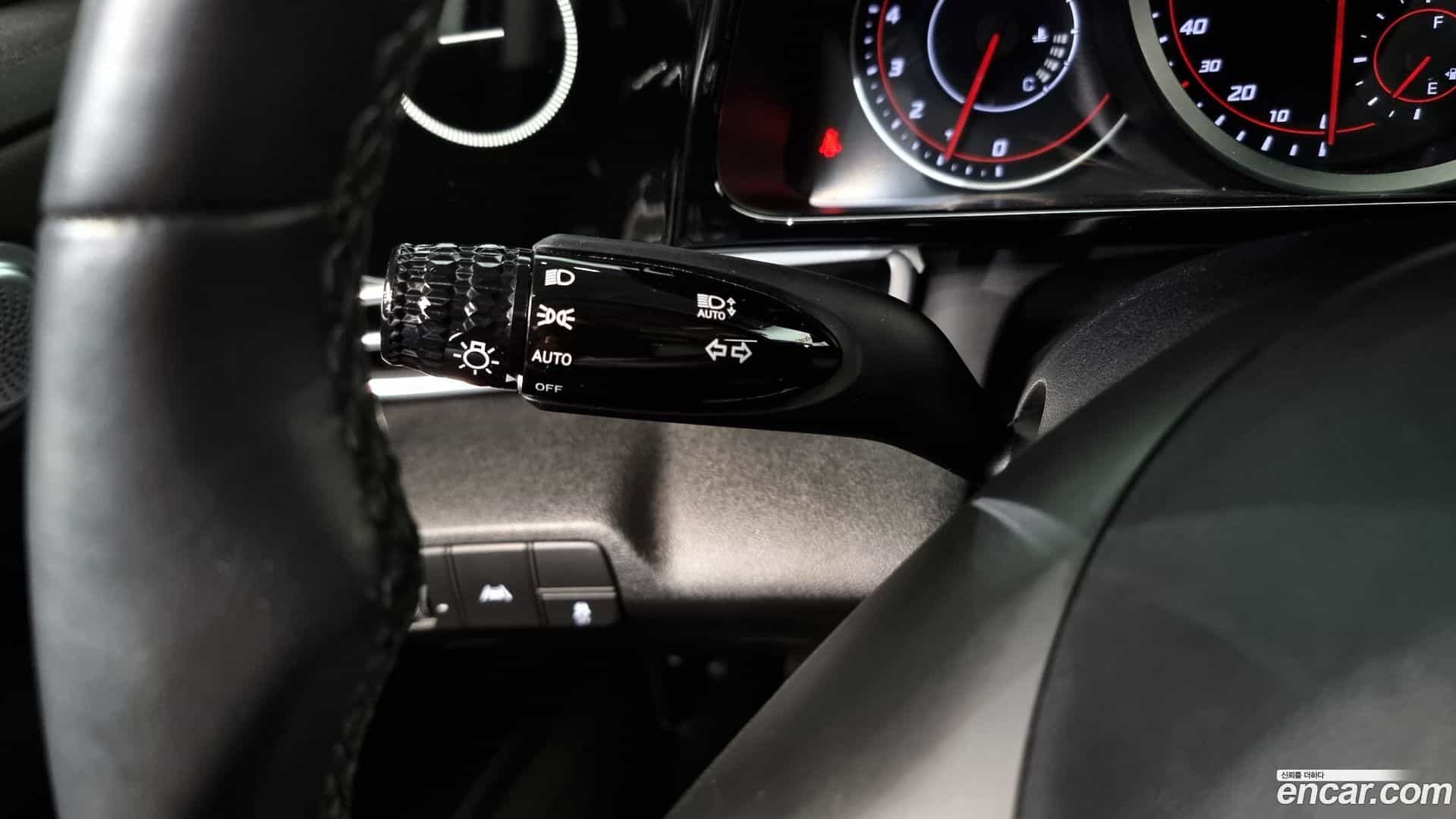 AVANTE Hyundai 2020.5-OPTION-023