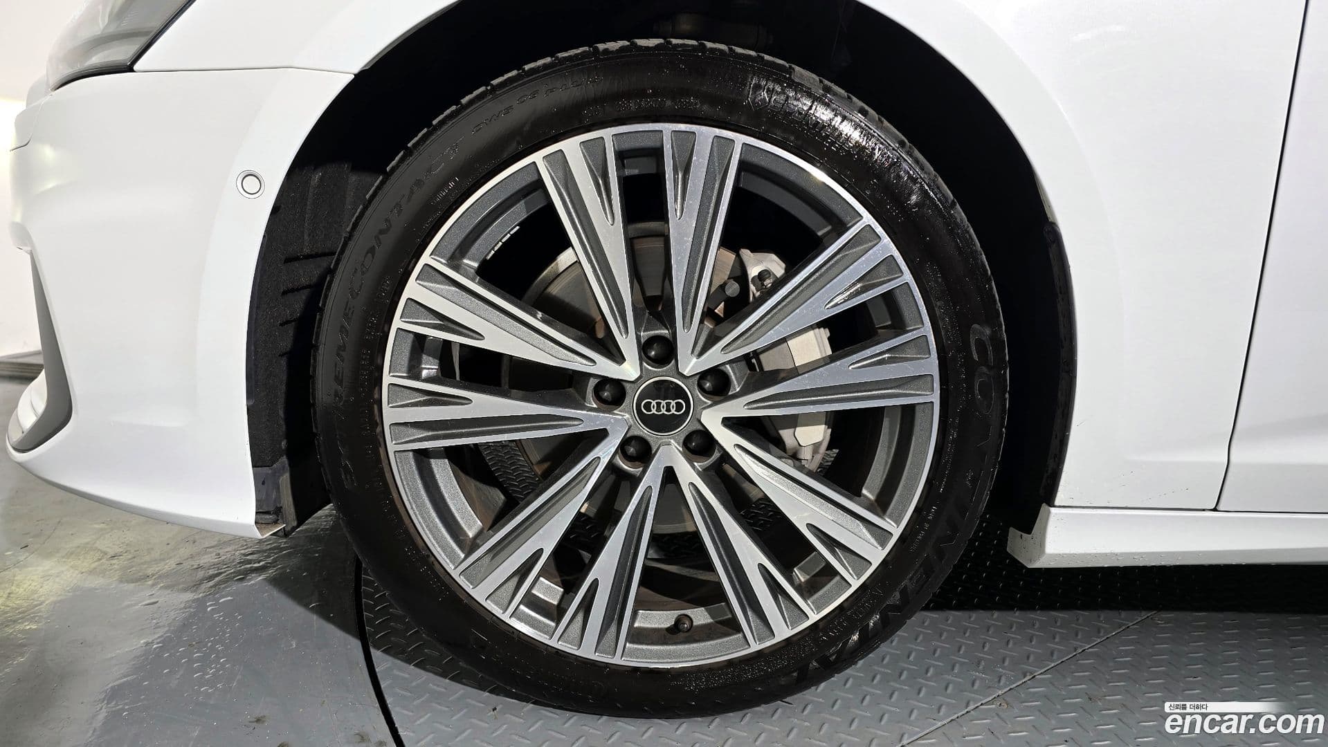Main__Slider__Photo:A6 Audi 2022.11-4