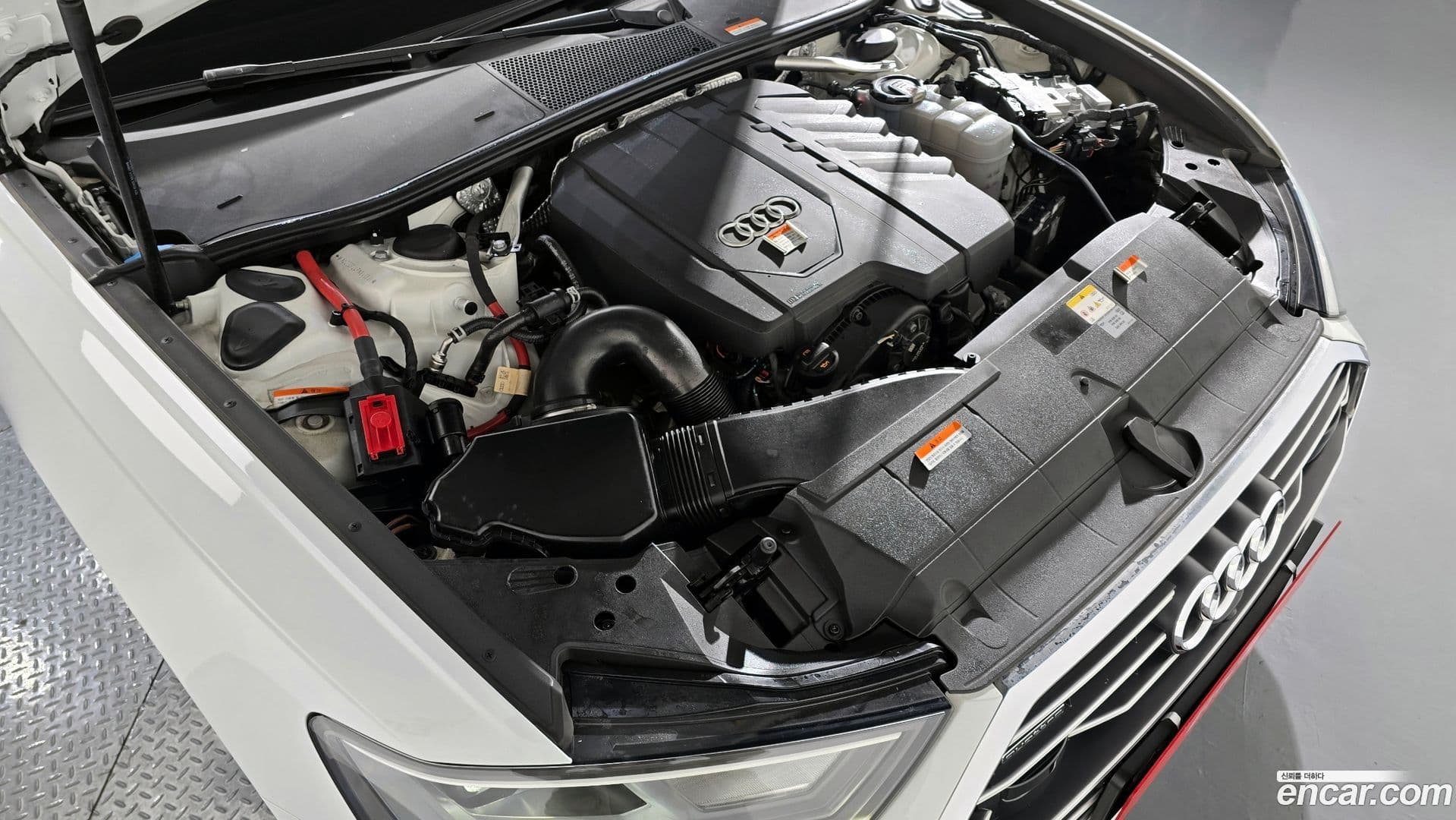 Main__Slider__Photo:A6 Audi 2022.11-5