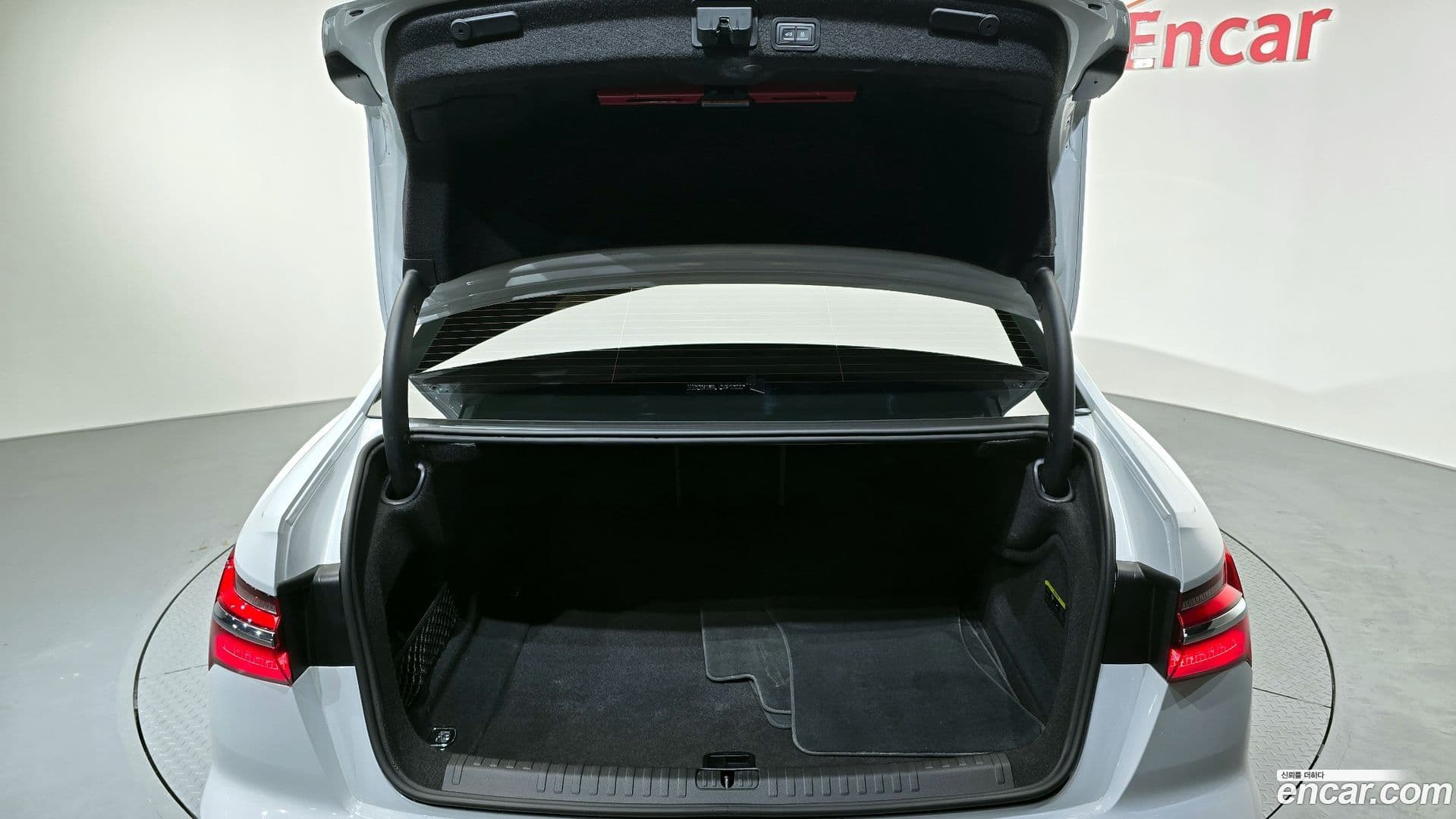 Main__Slider__Photo:A6 Audi 2022.11-19