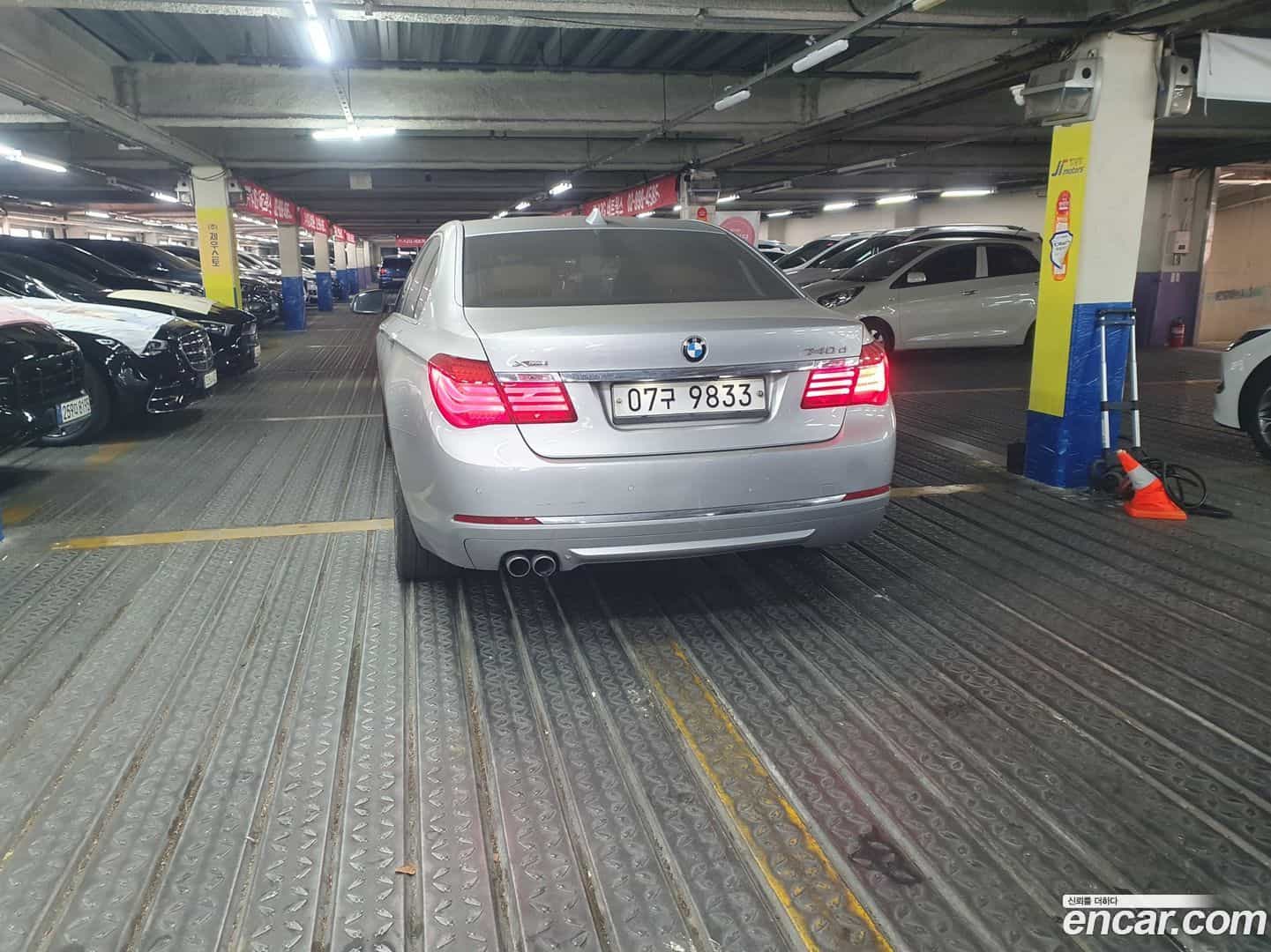 7-Series BMW 2015.3-OUTER-006