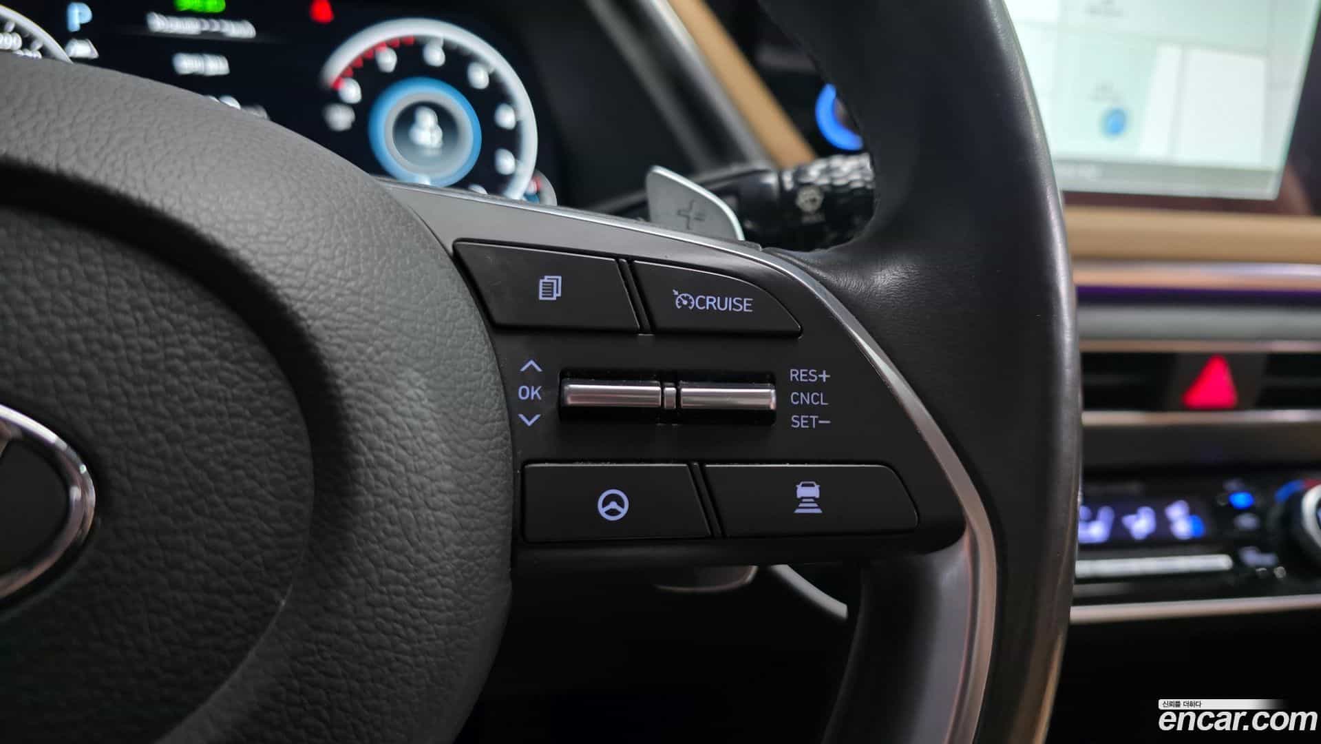 Sonata Hyundai 2019.3-OPTION-023