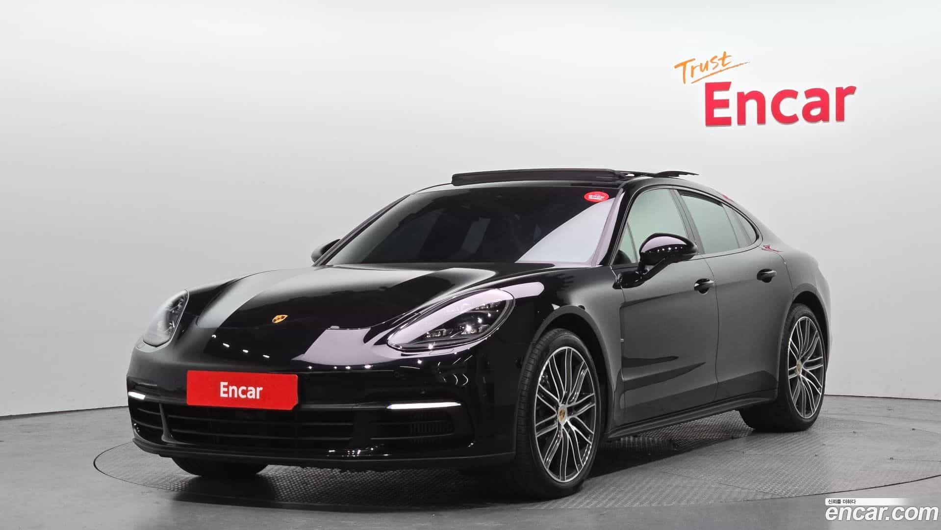 Panamera Porsche 2018.11-OUTER-001