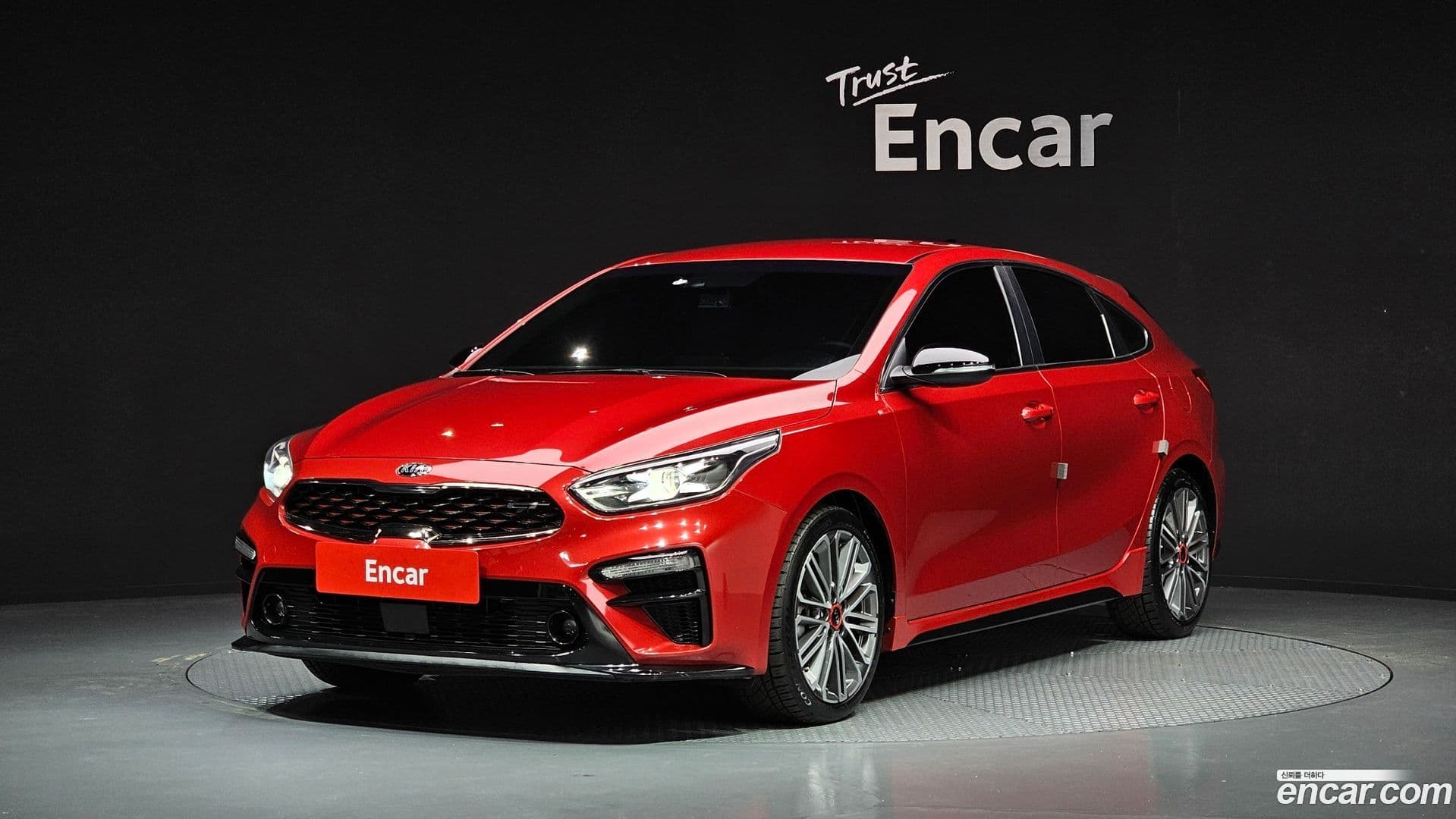 Main__Slider__Photo:K3 Kia 2018.10-0