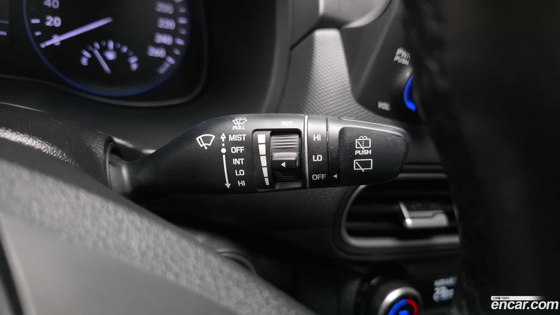 Kona Hyundai 2020.4-OPTION-023
