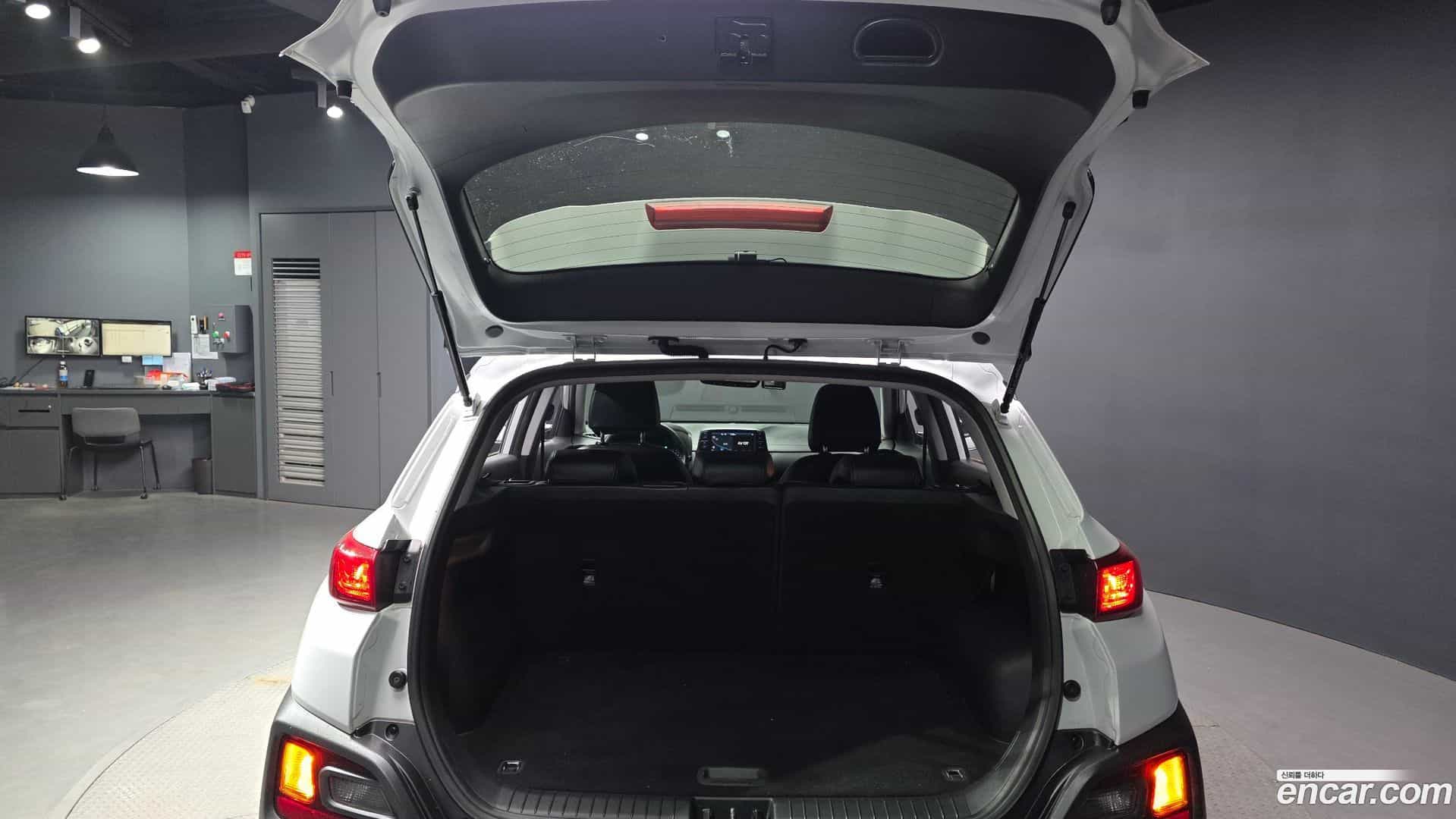 Kona Hyundai 2020.4-OPTION-024
