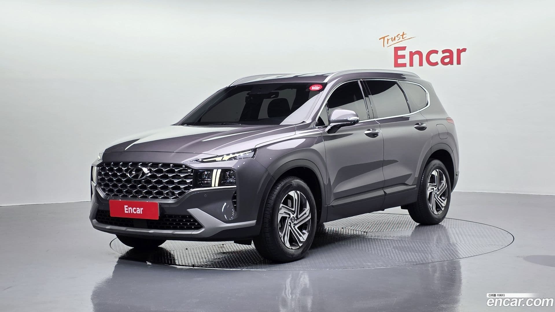 Main__Slider__Photo:Santafe Hyundai 2022.1-0