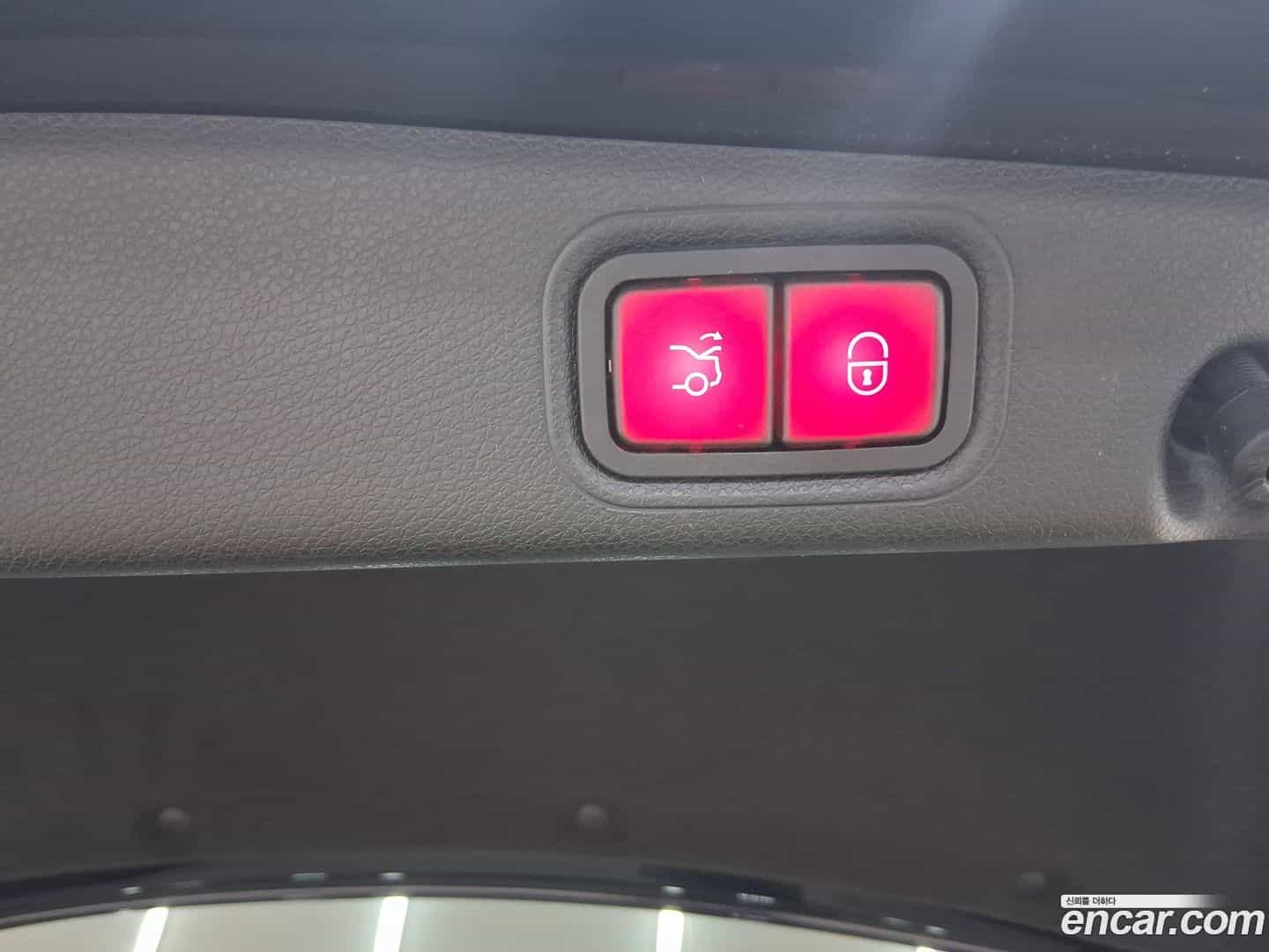 E-Class Mercedes-Benz 2022.0-OPTION-016
