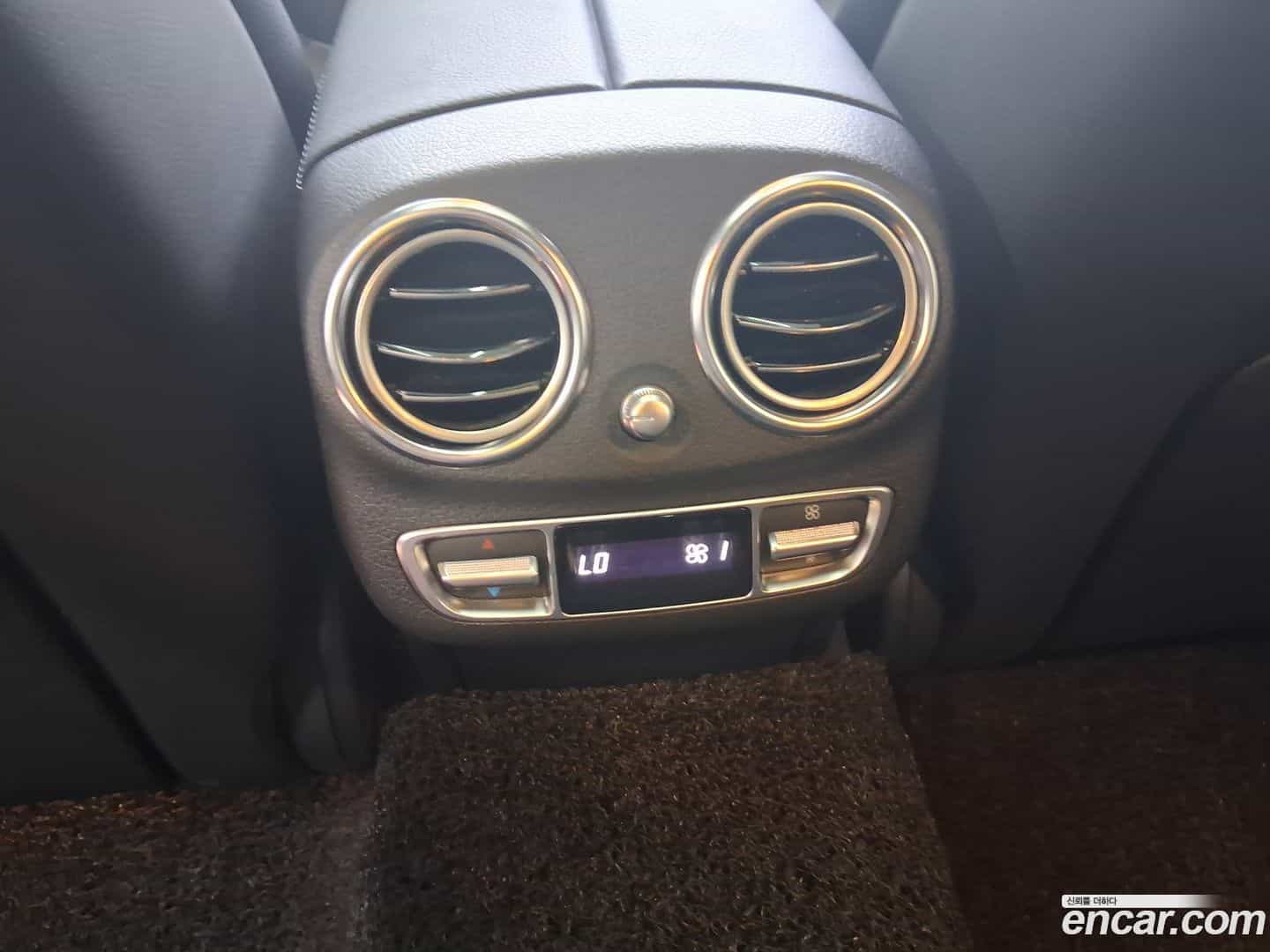E-Class Mercedes-Benz 2022.0-OPTION-017