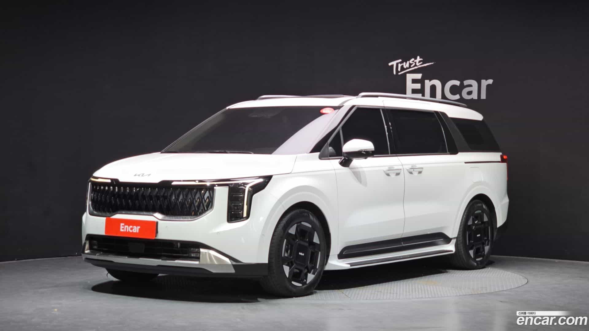 Canival Kia 2025.1-OUTER-001