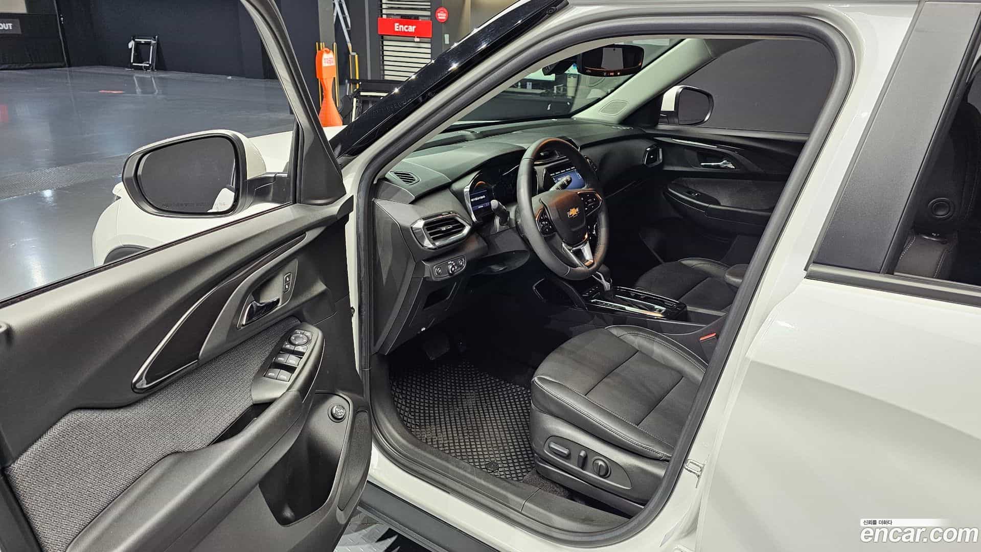 Trailblazer Chevrolet 2022.9-OPTION-015