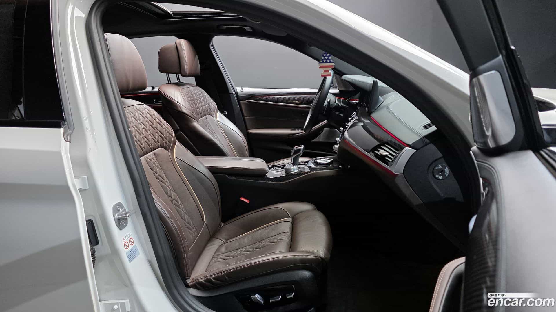 5-Series BMW 2022.8-INNER-010
