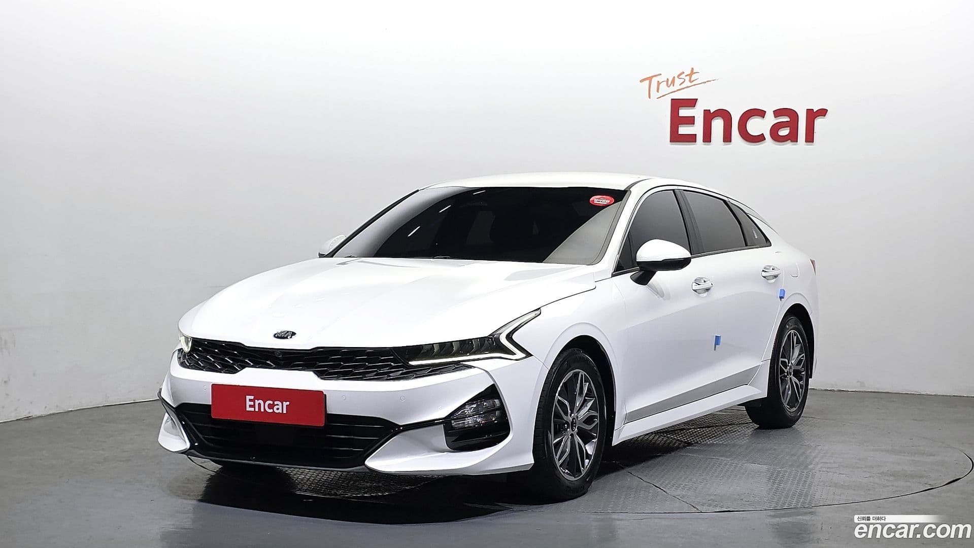 Main__Slider__Photo:K5 Kia 2020.4-0