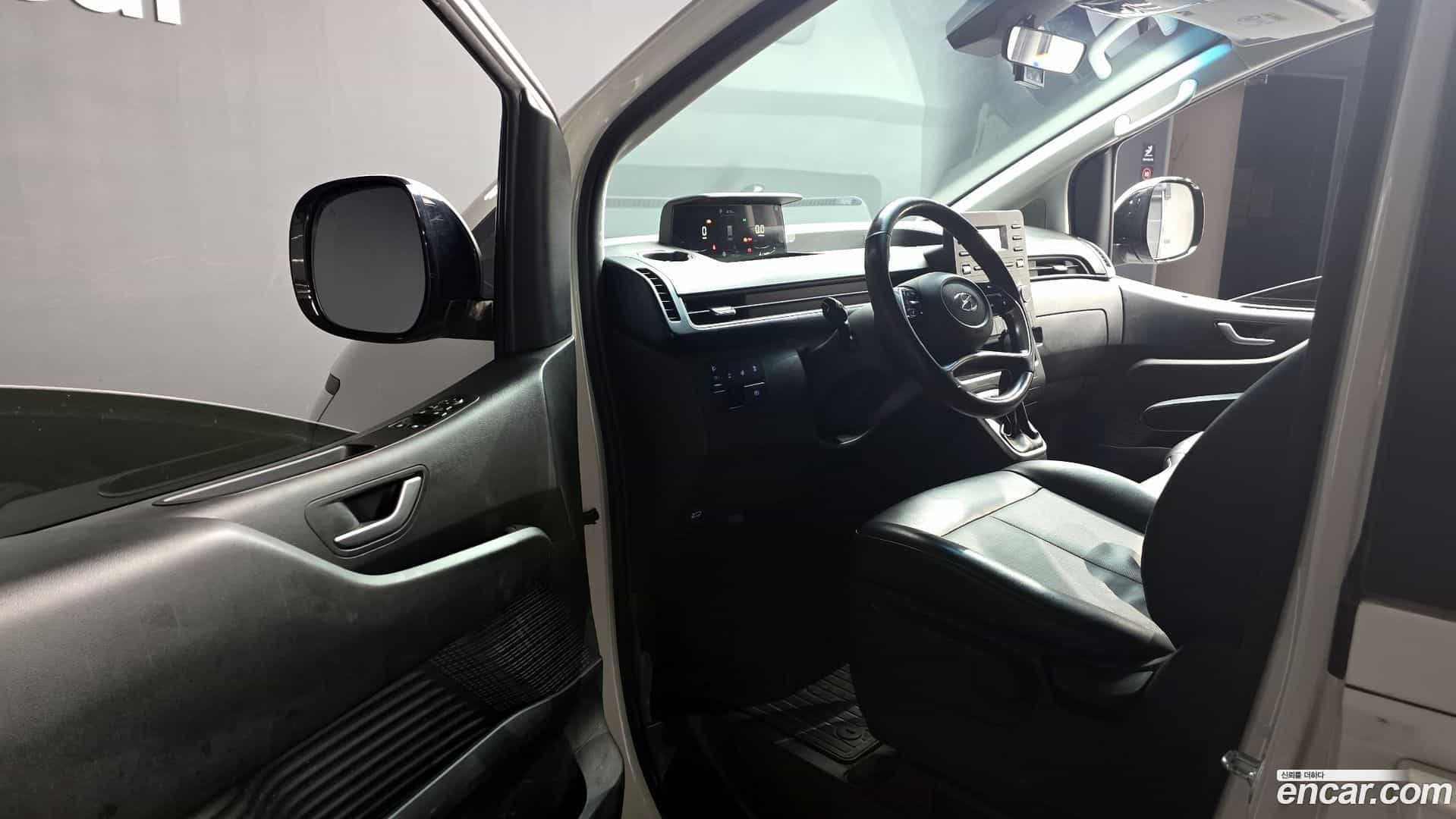 Staria Hyundai 2022.2-INNER-007