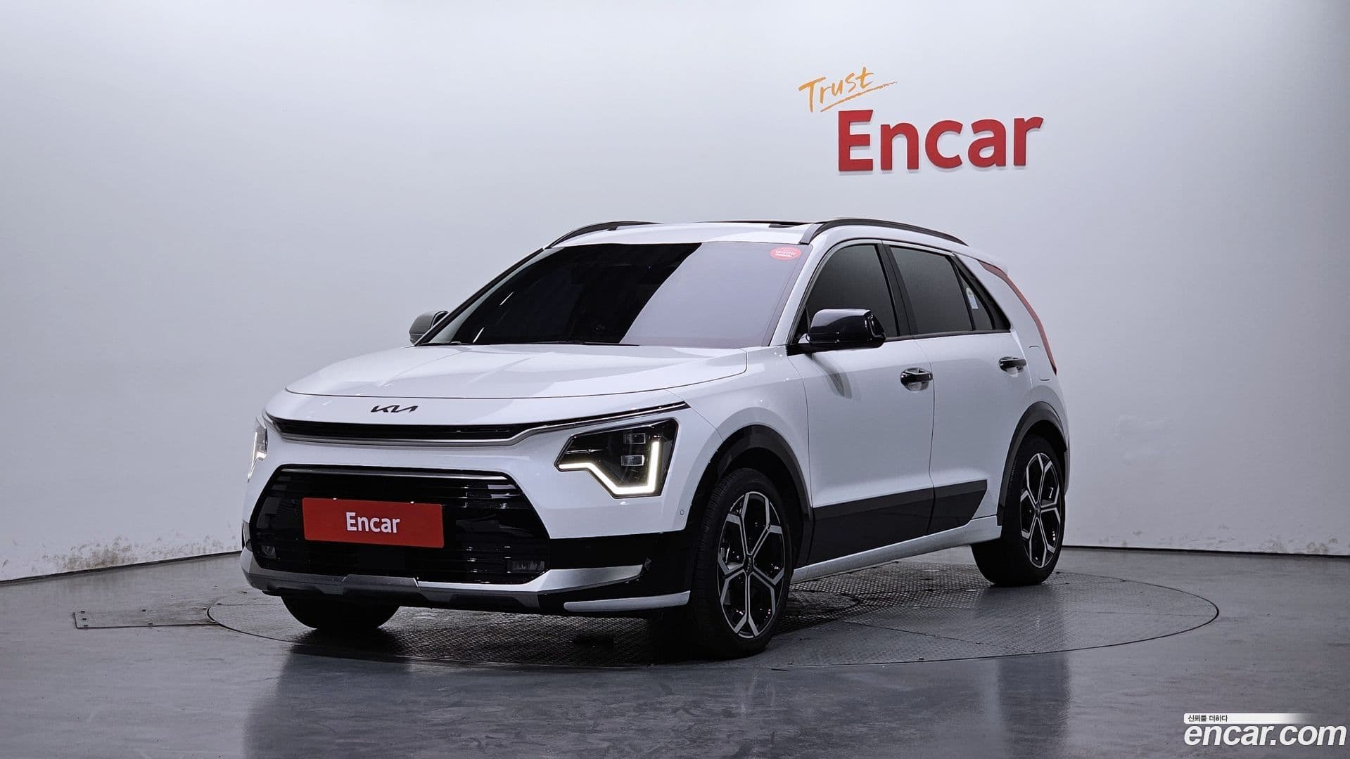 Main__Slider__Photo:Niro Kia 2025.2-0