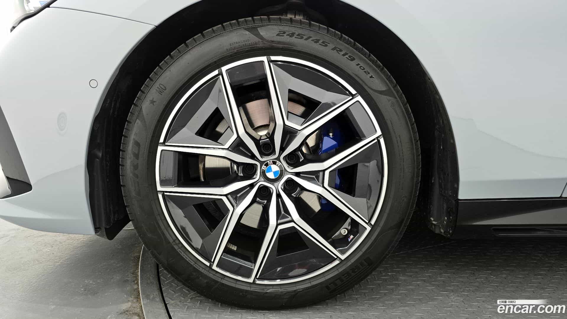 5-Series BMW 2024.7-OUTER-005