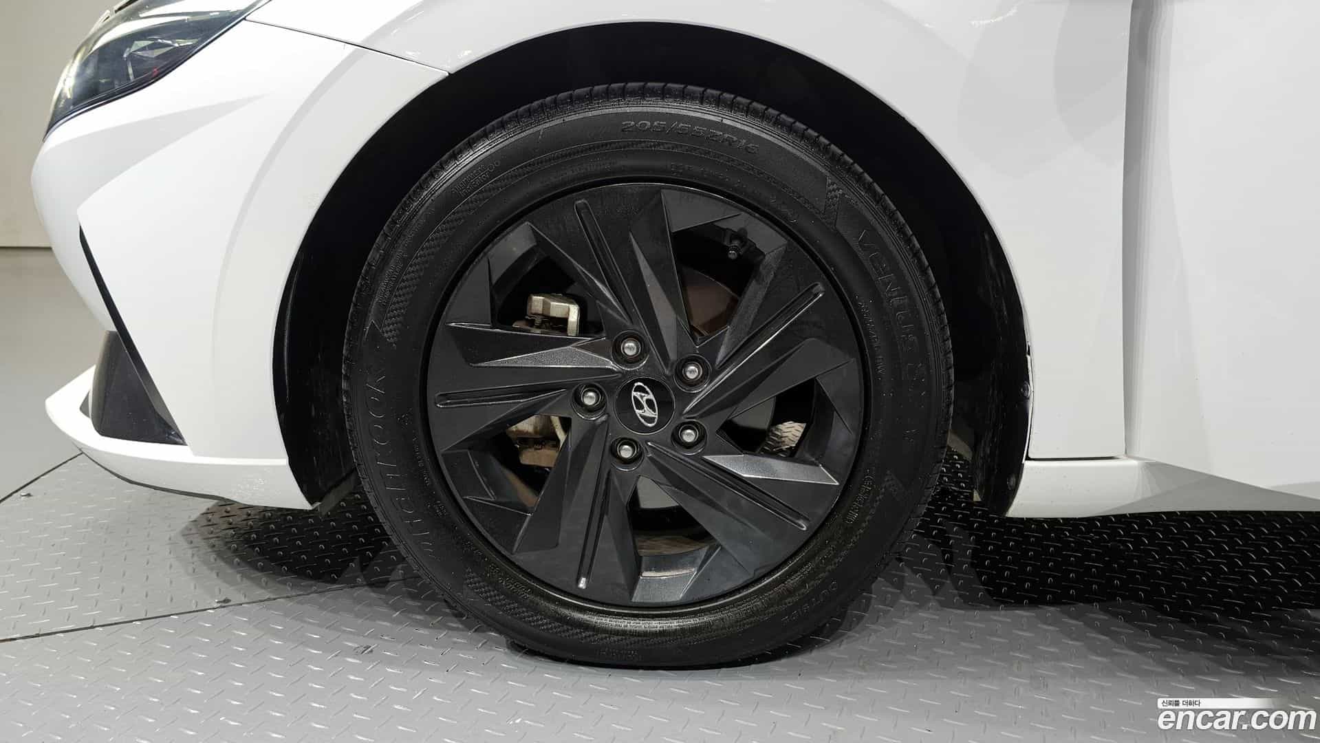 AVANTE Hyundai 2020.9-OUTER-005