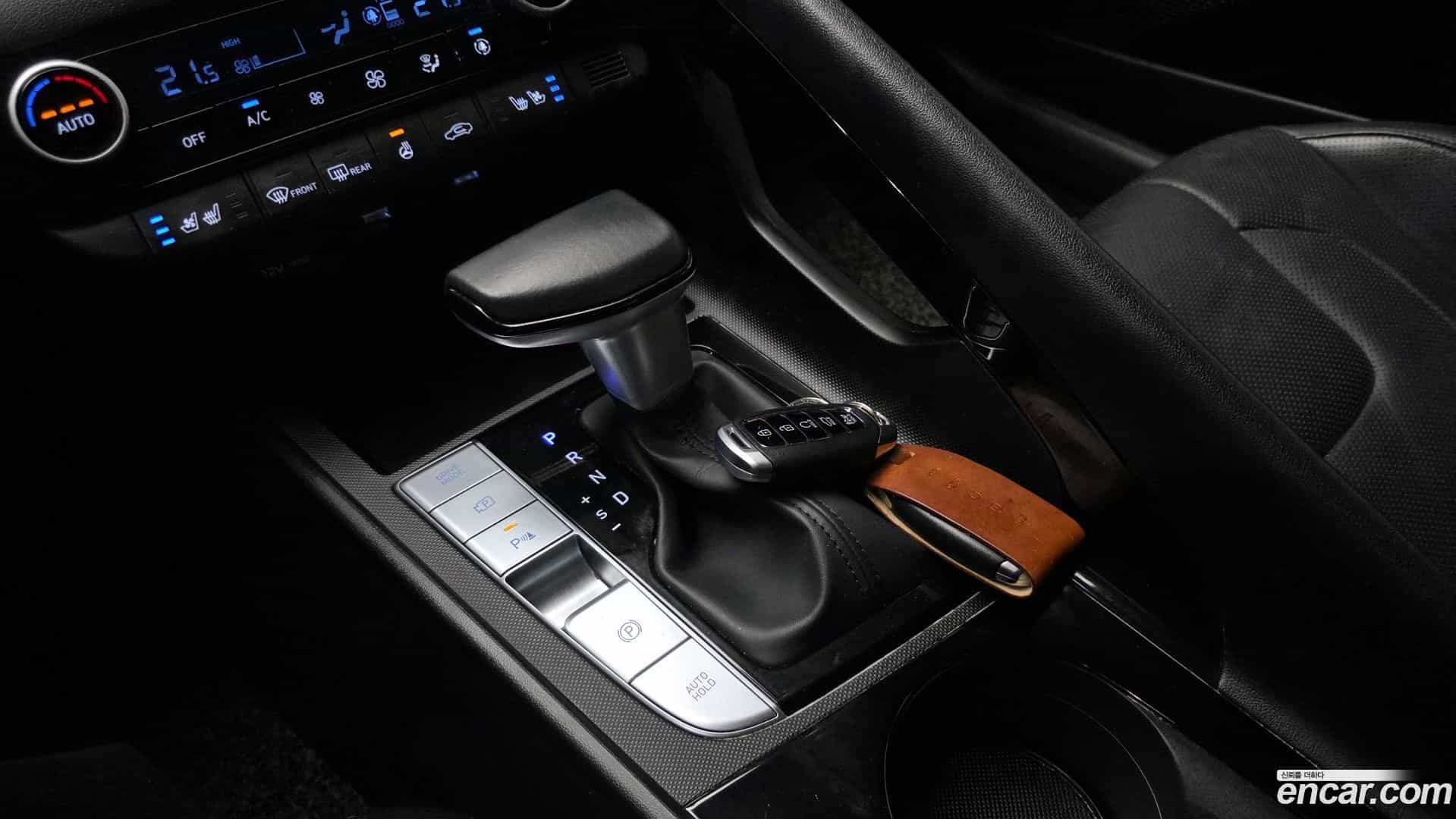 AVANTE Hyundai 2020.9-INNER-009