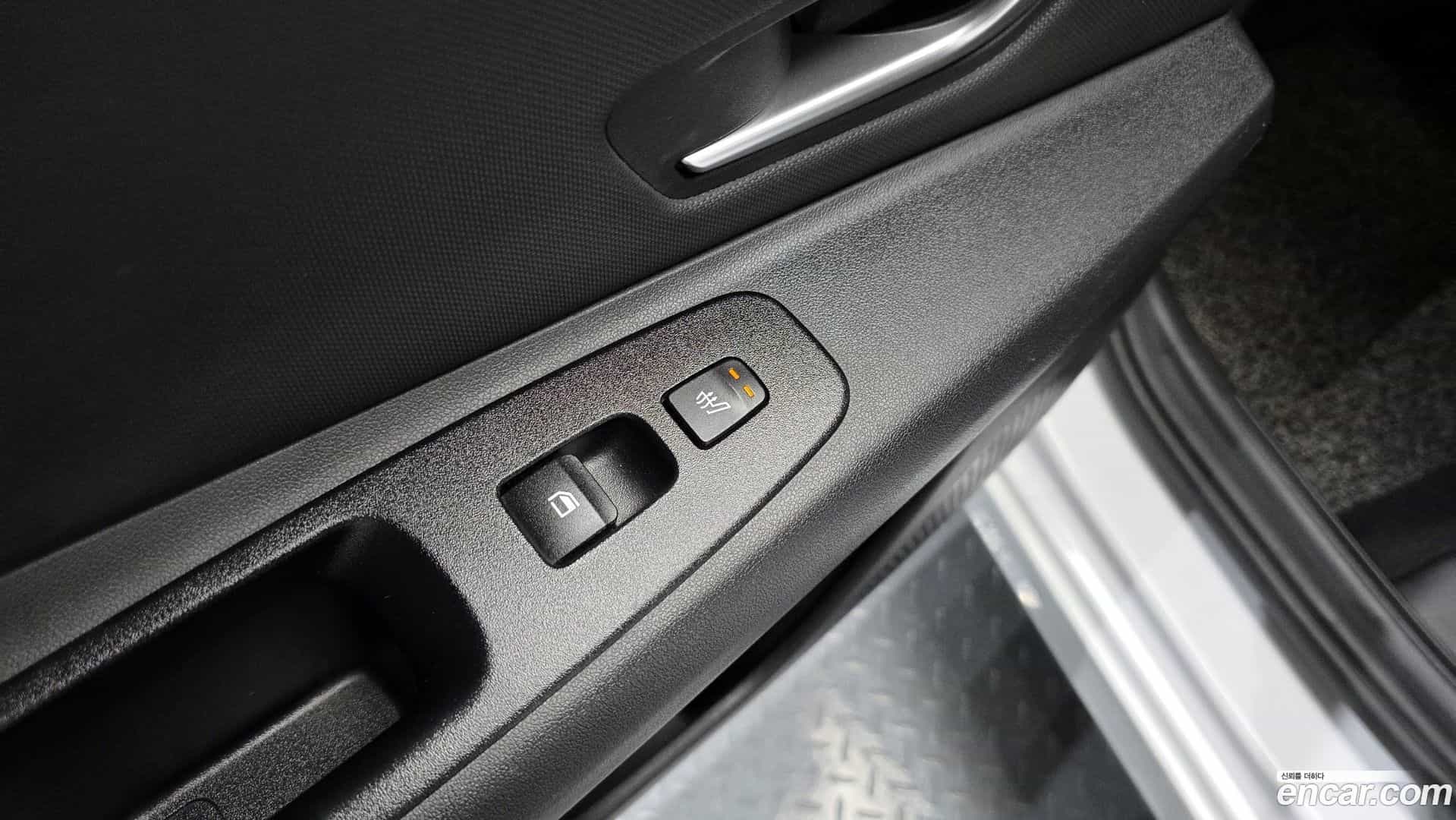 AVANTE Hyundai 2020.9-OPTION-023