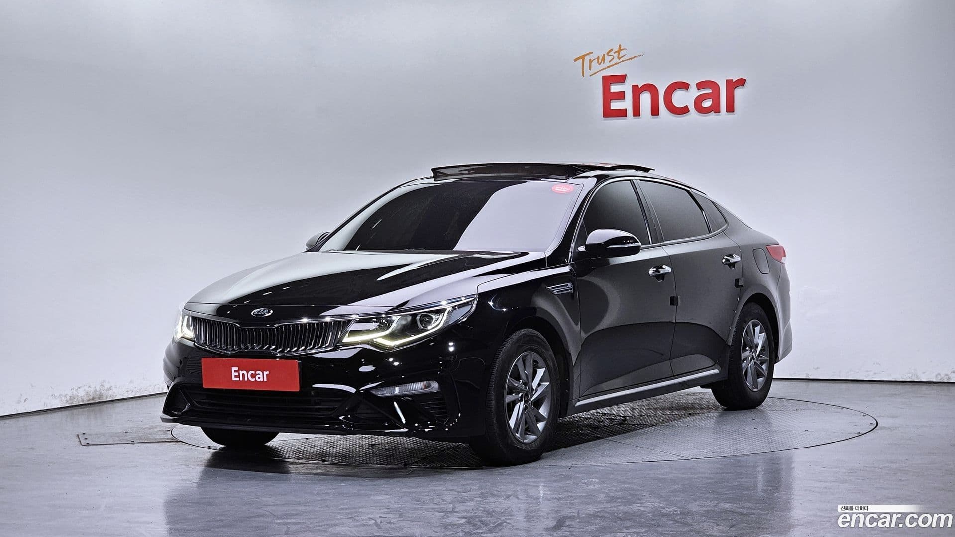 Main__Slider__Photo:K5 Kia 2019.2-0