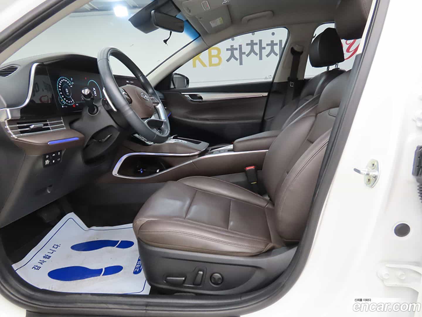 Grandeur Hyundai 2020.6-INNER-010