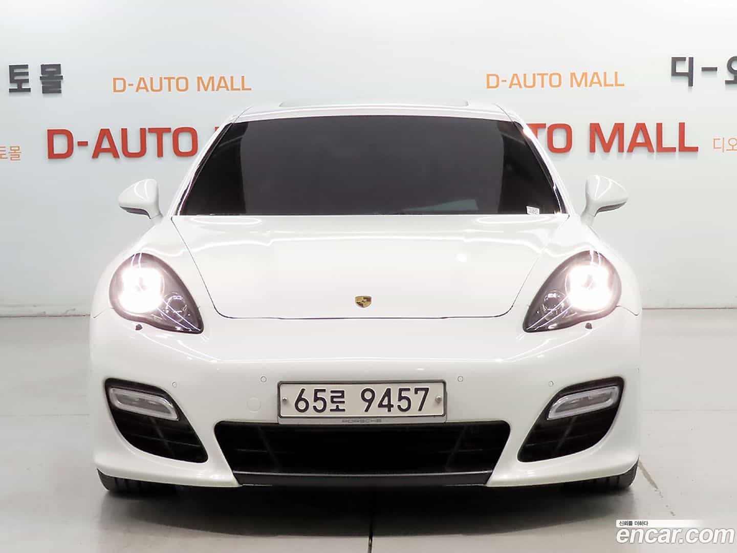Panamera Porsche 2013.2-OUTER-003