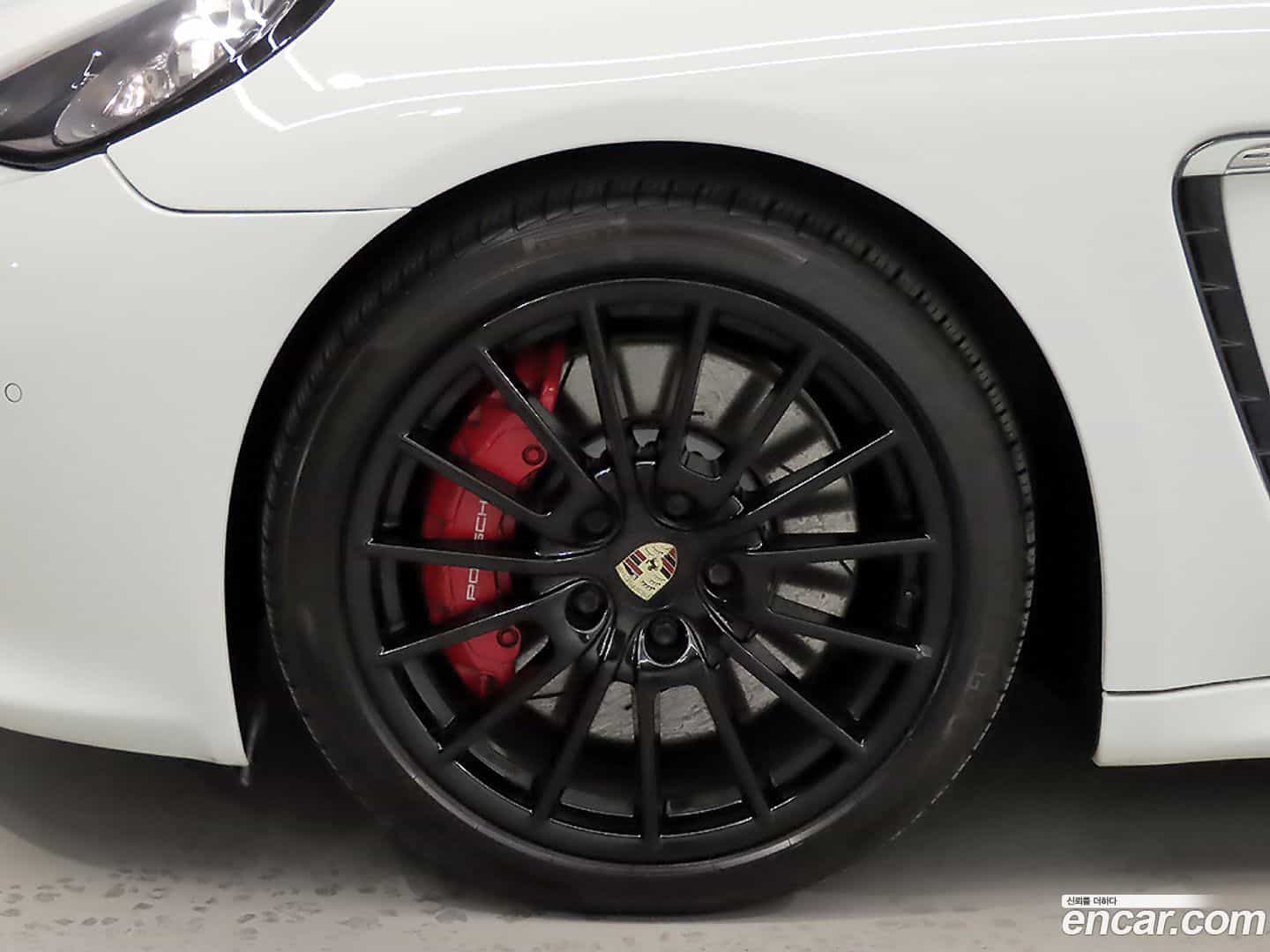 Panamera Porsche 2013.2-OUTER-005