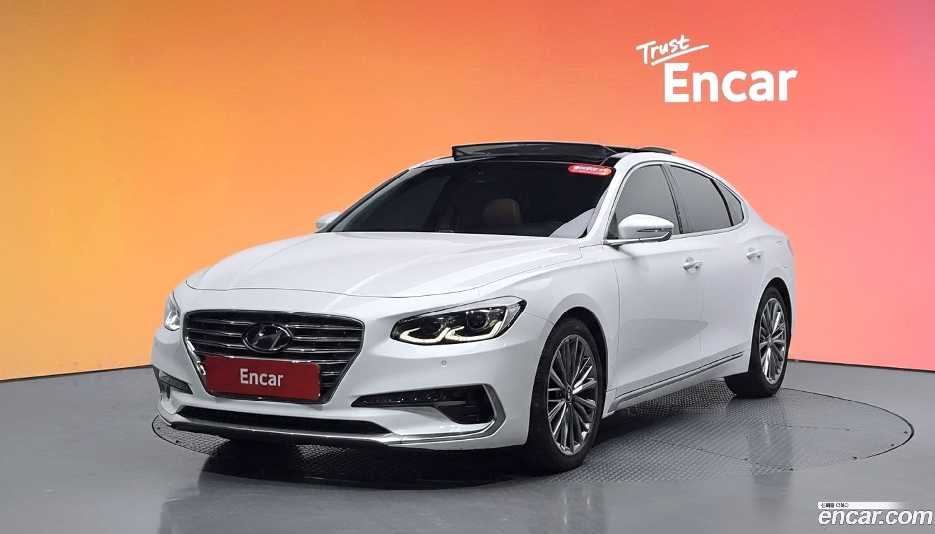 Main__Slider__Photo:Grandeur Hyundai 2017.2-0