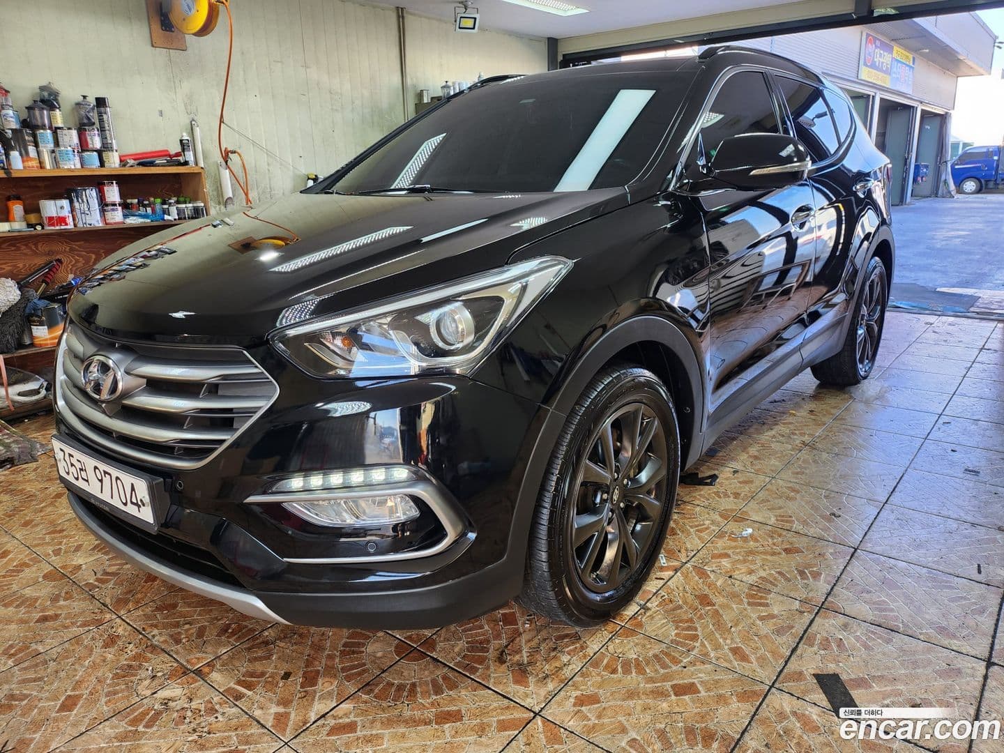 Main__Slider__Photo:Santafe Hyundai 2015.10-0