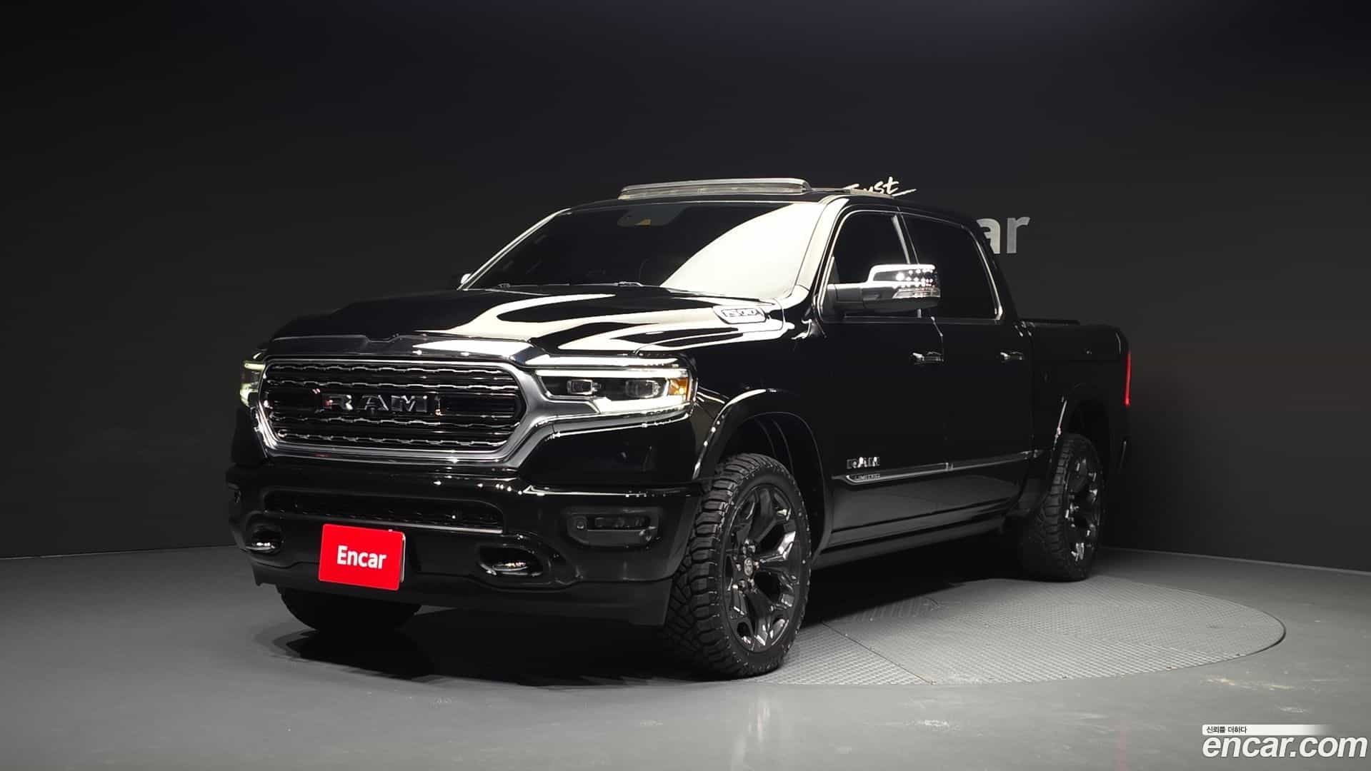 Ram Pick Up Dodge 2021.6-OUTER-001