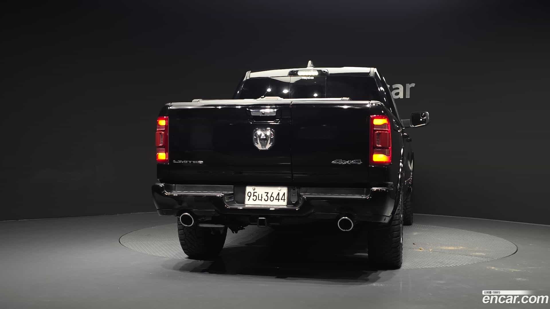 Ram Pick Up Dodge 2021.6-OUTER-004