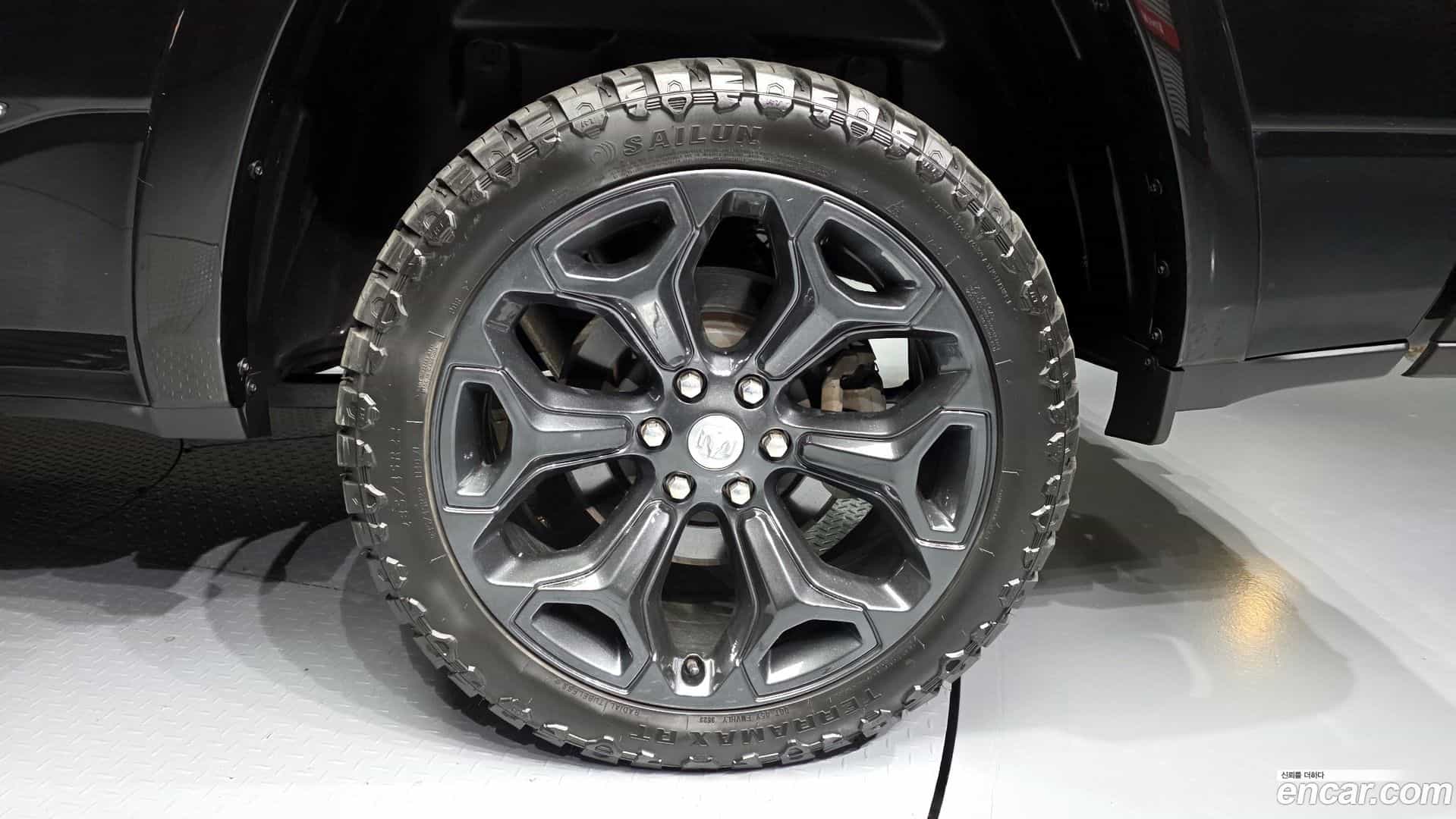 Ram Pick Up Dodge 2021.6-OUTER-031