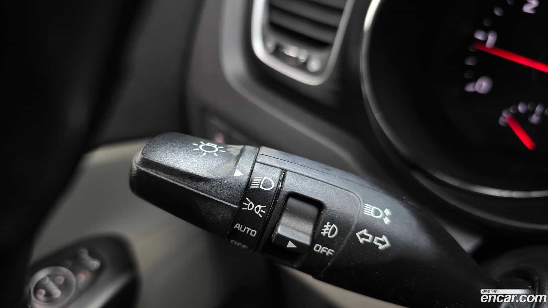 Canival Kia 2017.6-OPTION-021