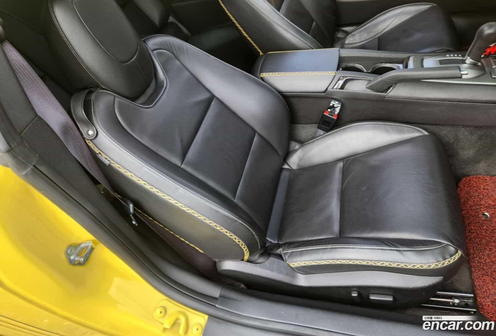 Camaro Chevrolet 2015.10-INNER-009