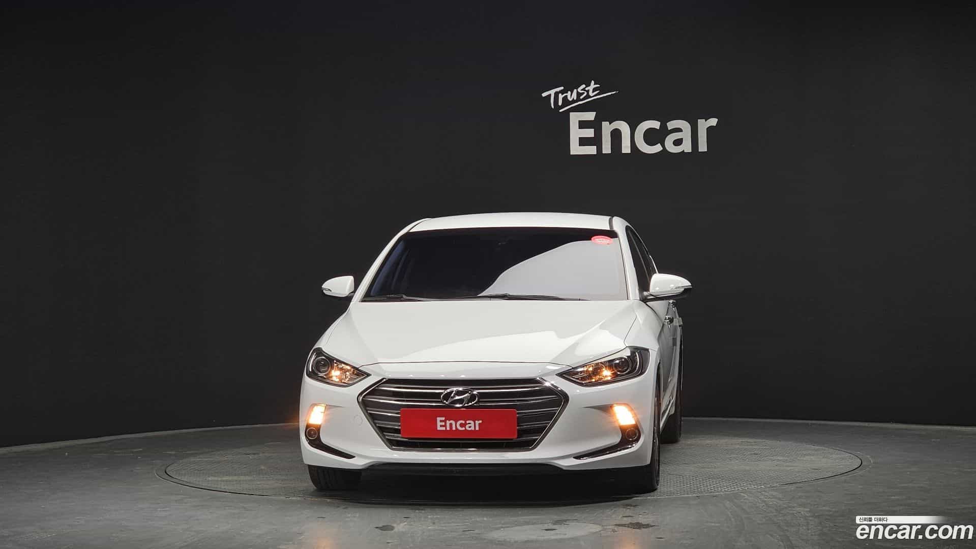 AVANTE Hyundai 2015.10-OUTER-003