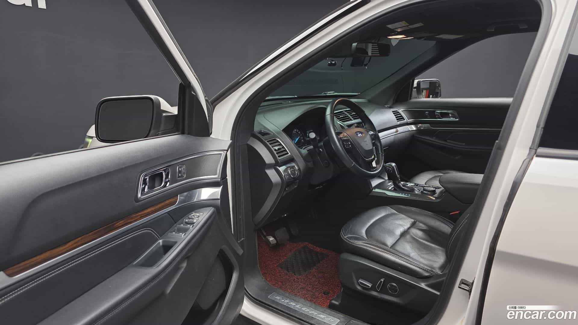 Explorer Ford 2018.3-INNER-010