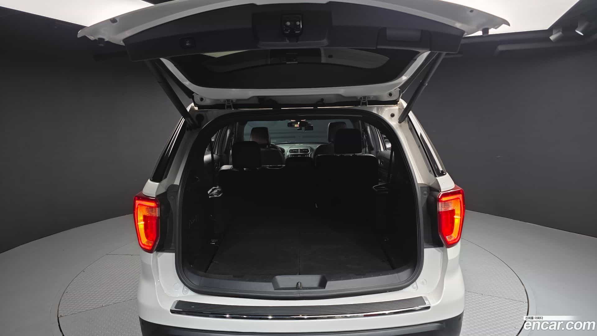 Explorer Ford 2018.3-OPTION-047