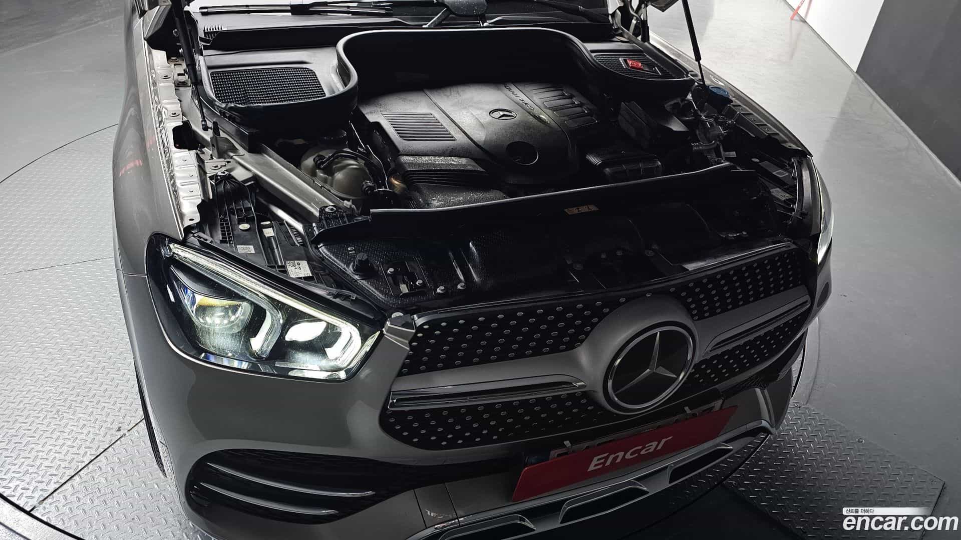 GLE-Class Mercedes-Benz 2021.3-OUTER-006