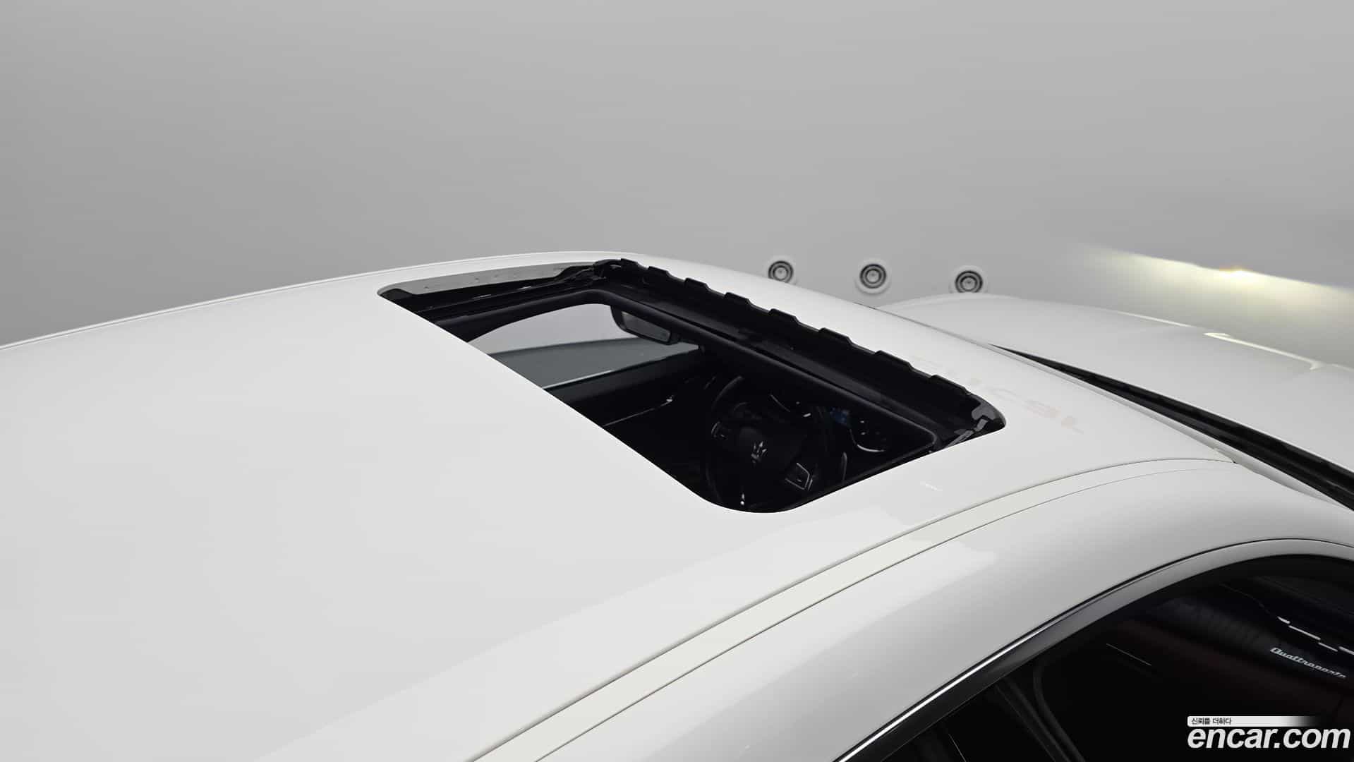 Quattroporte Maserati 2018.8-OPTION-023