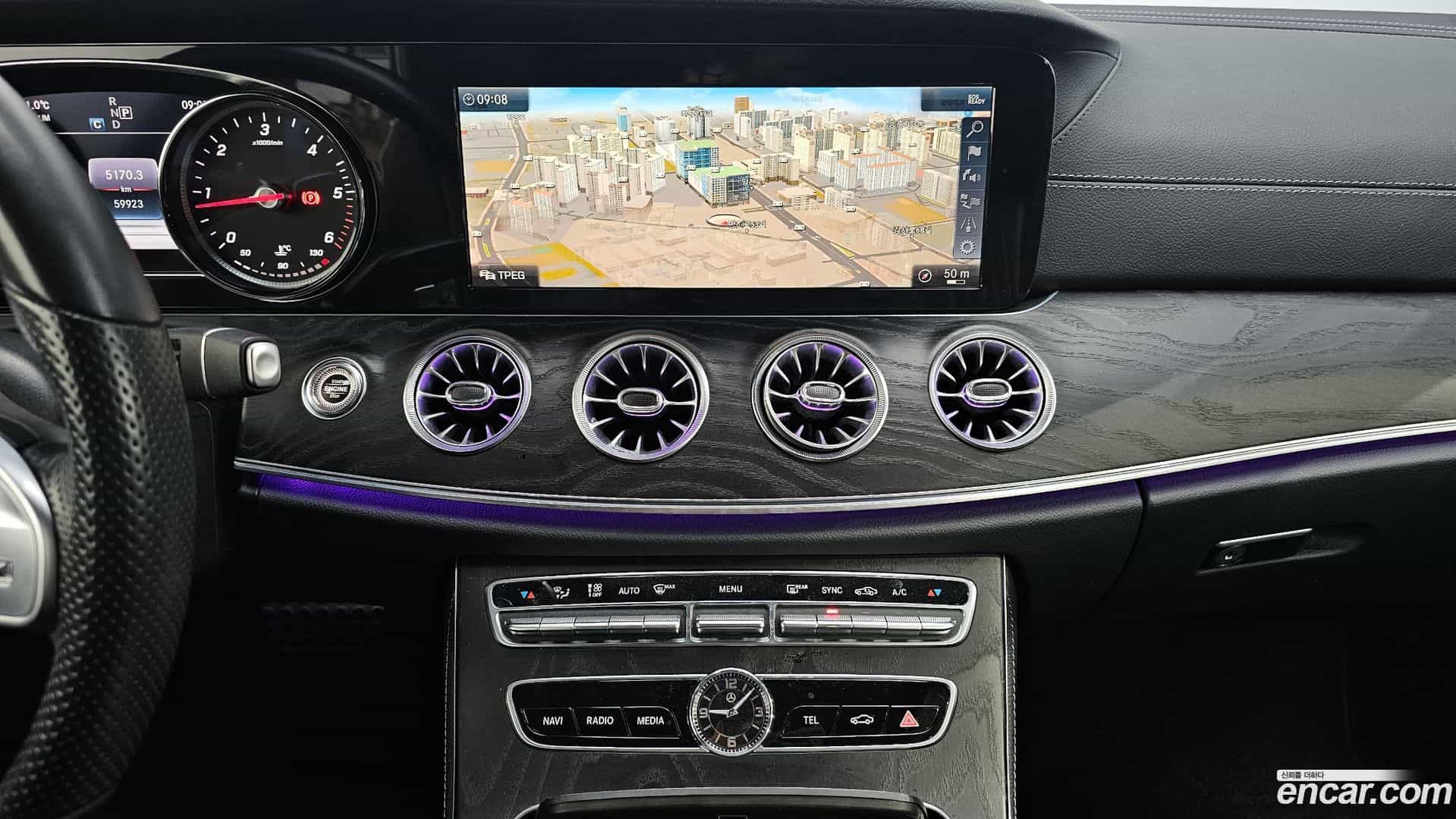 E-Class Mercedes-Benz 2019.11-OPTION-018