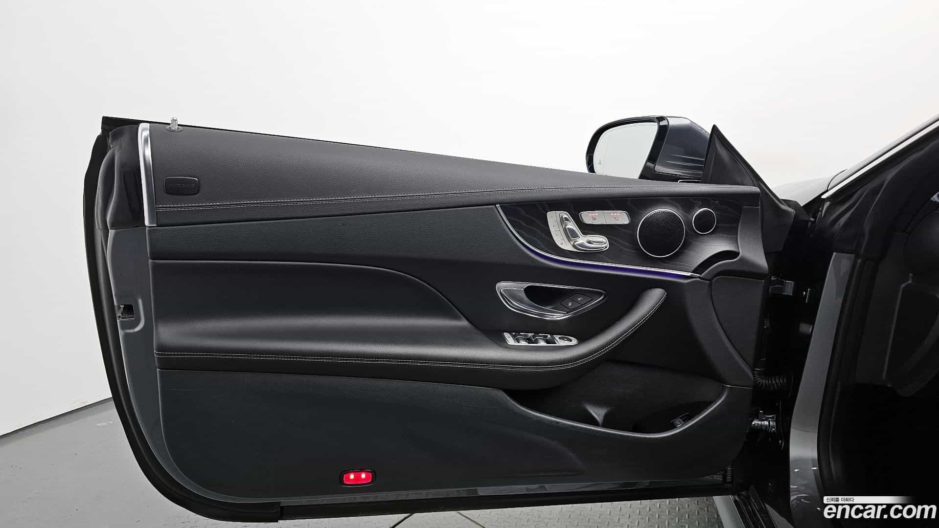 E-Class Mercedes-Benz 2019.11-INNER-034