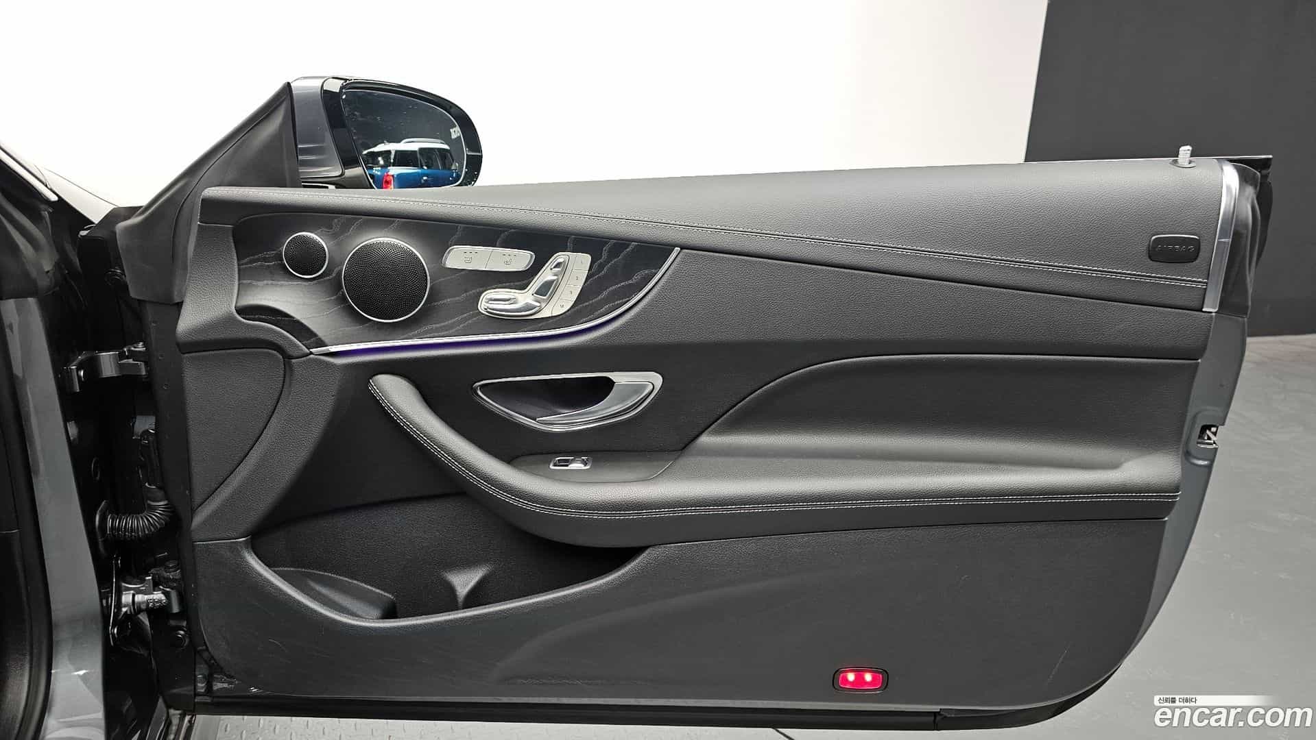 E-Class Mercedes-Benz 2019.11-INNER-035