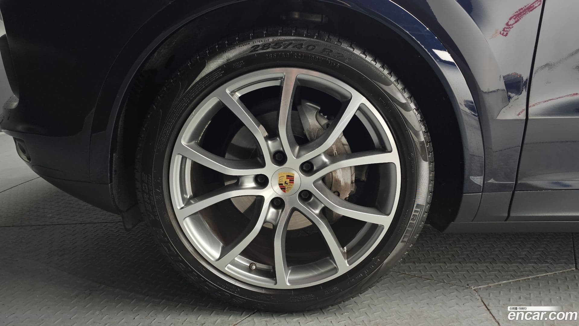 Main__Slider__Photo:Cayenne Porsche 2020.4-4