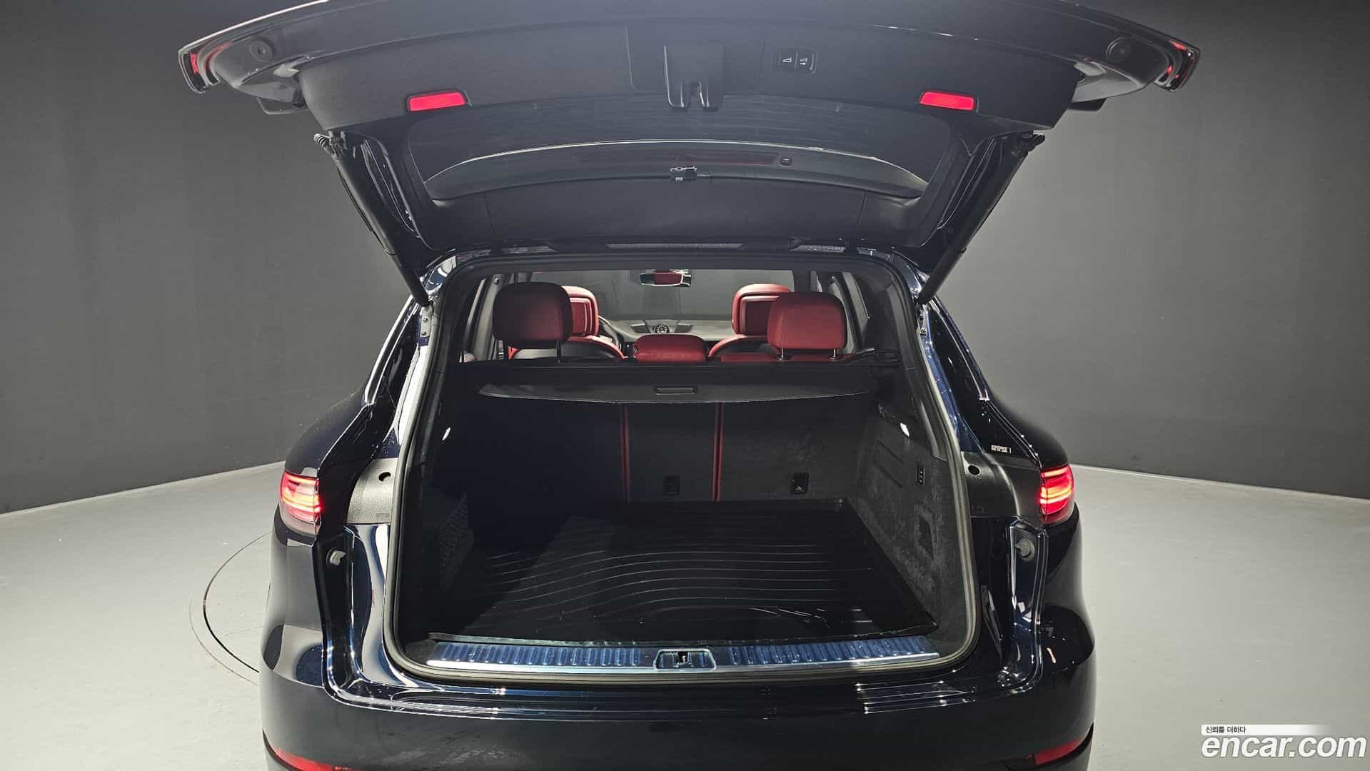 Cayenne Porsche 2020.4-OPTION-023