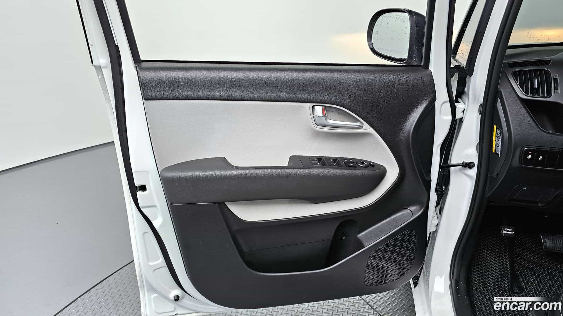 RAY Kia 2025.9-INNER-034